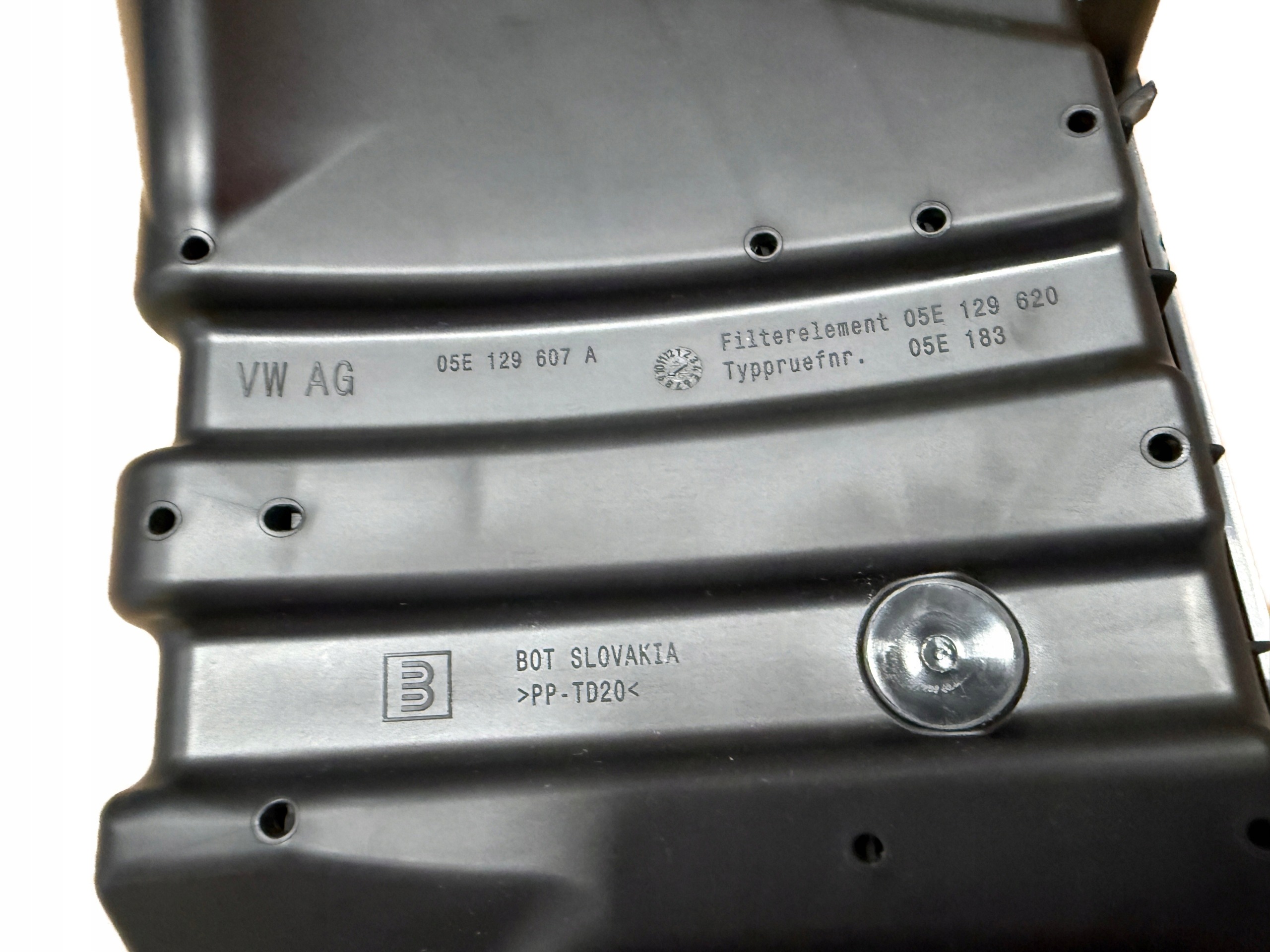 AUDI VW SEAT SKODA 1.5TFSI FILTER luft 05E129607A