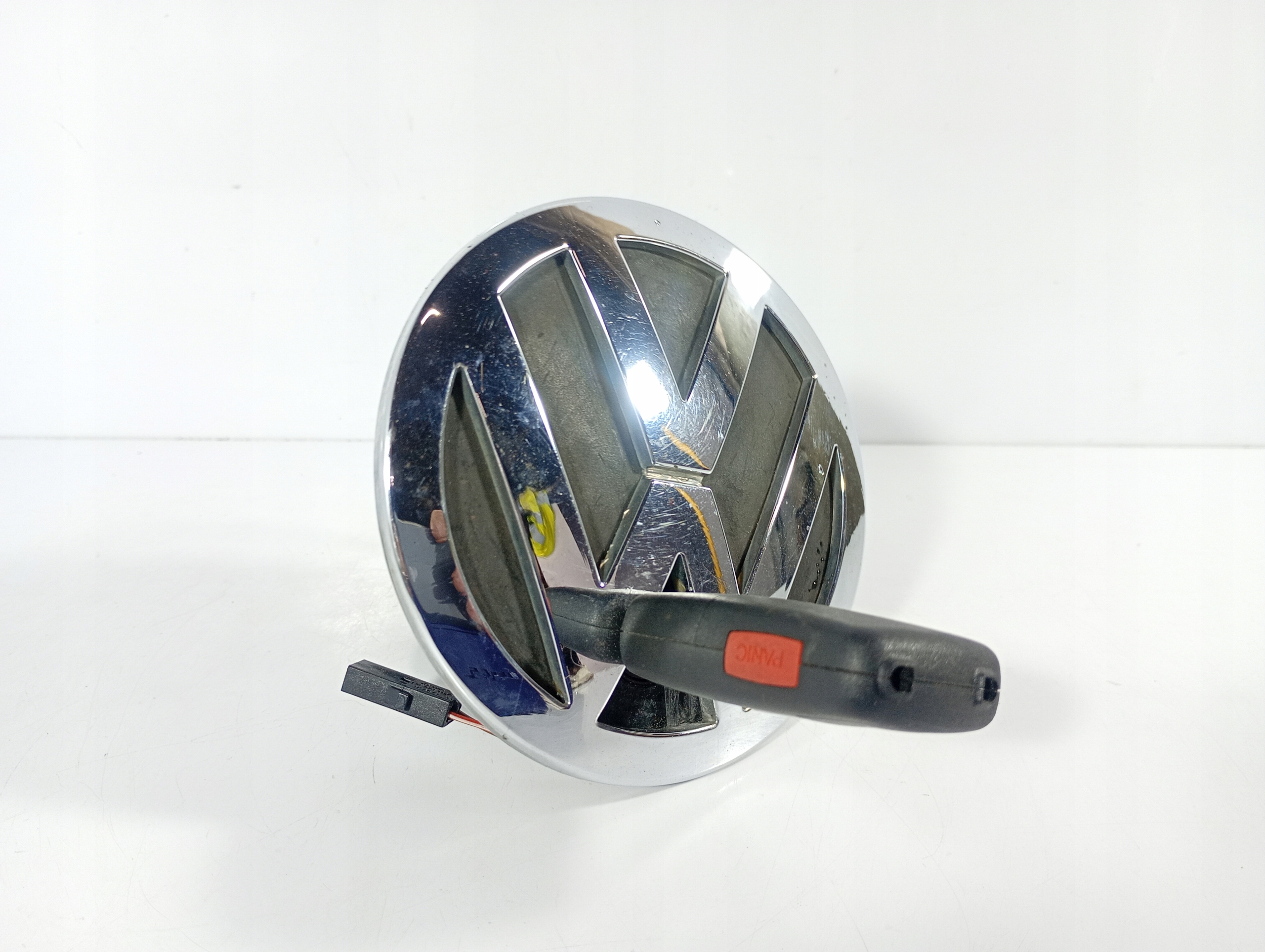 VW Phaeton 02-16 handle bonnet z kluczykiem logo EMBLEMAT OE 3D5827469