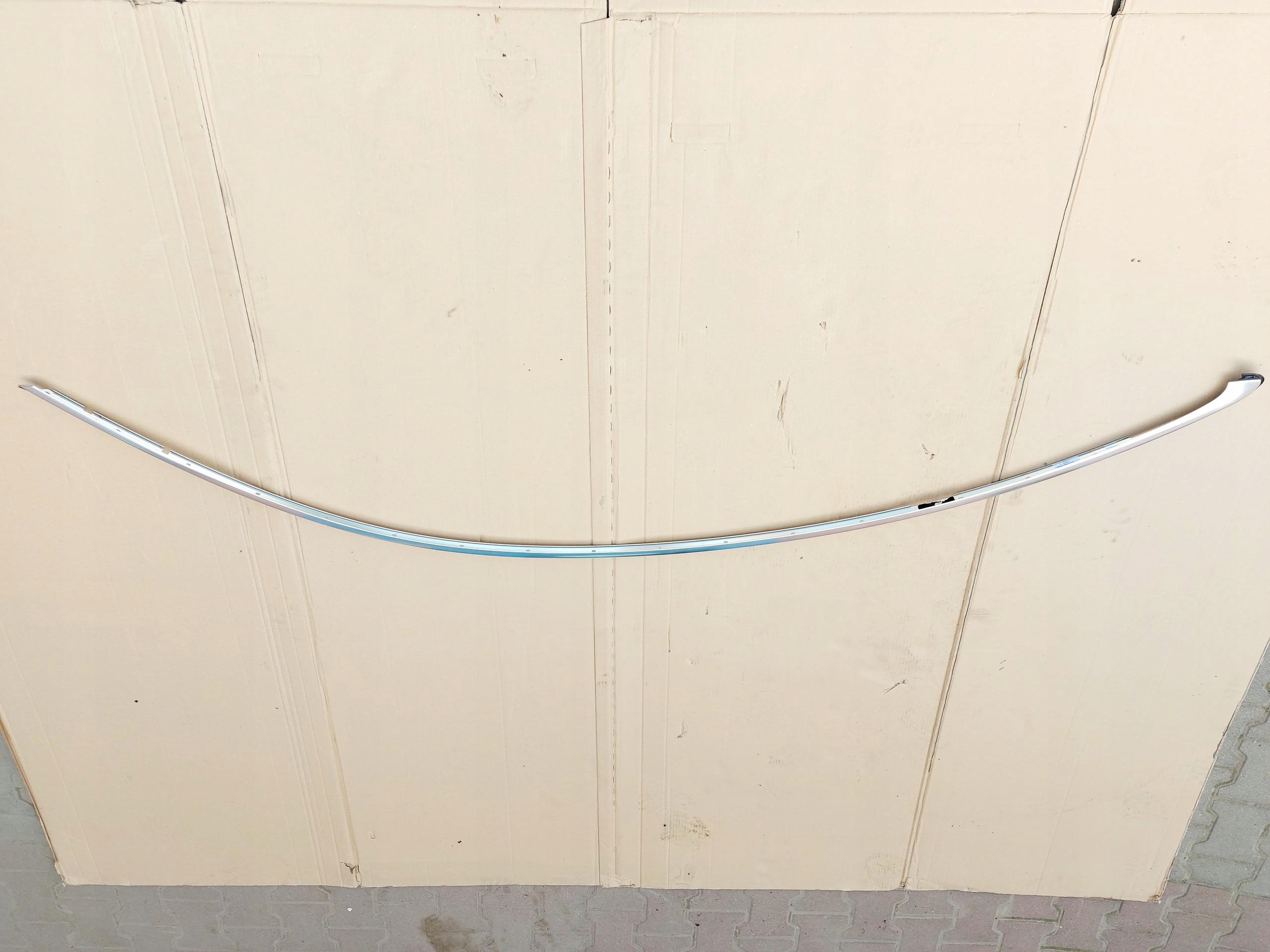 MERCEDES E-KLASA W238 COUPE 18r. Listwa dachowa karoserii prawa A2386706400