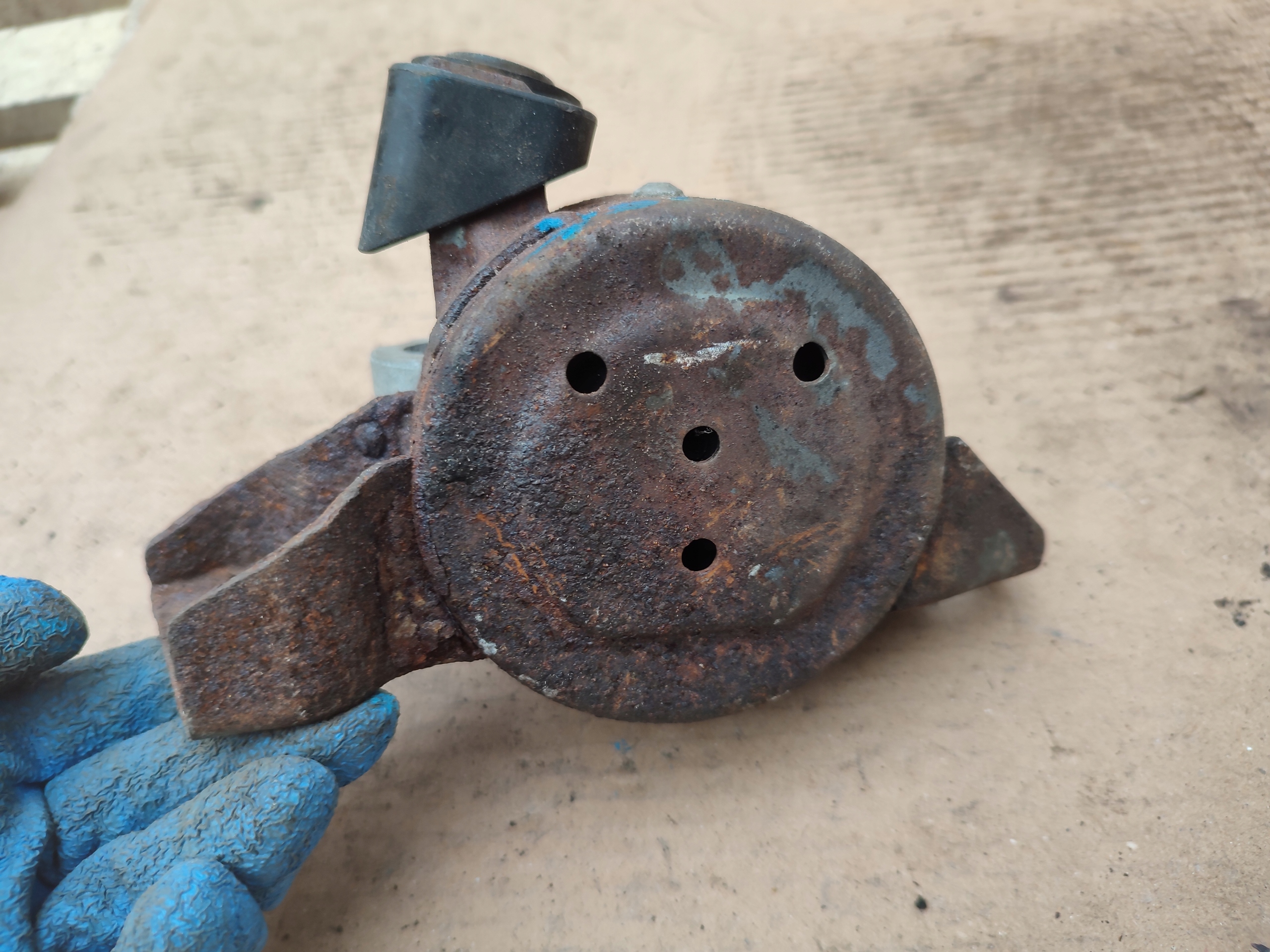 gearbox mount Opel Corsa D 1.4