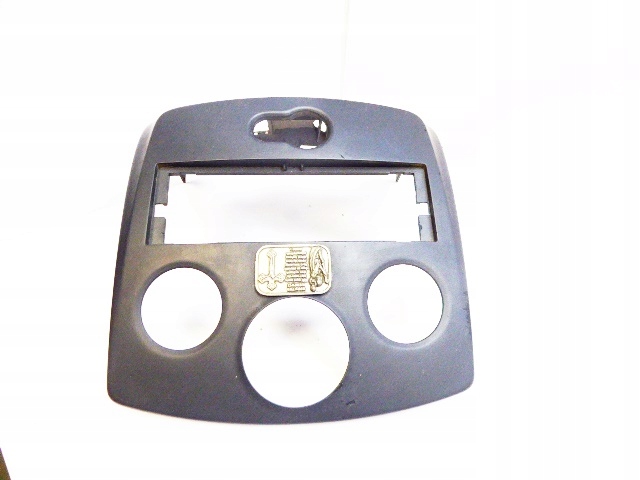 8200407843 - RENAULT CLIO III РАМКА ДЕКОР РАДІО HB 5D
