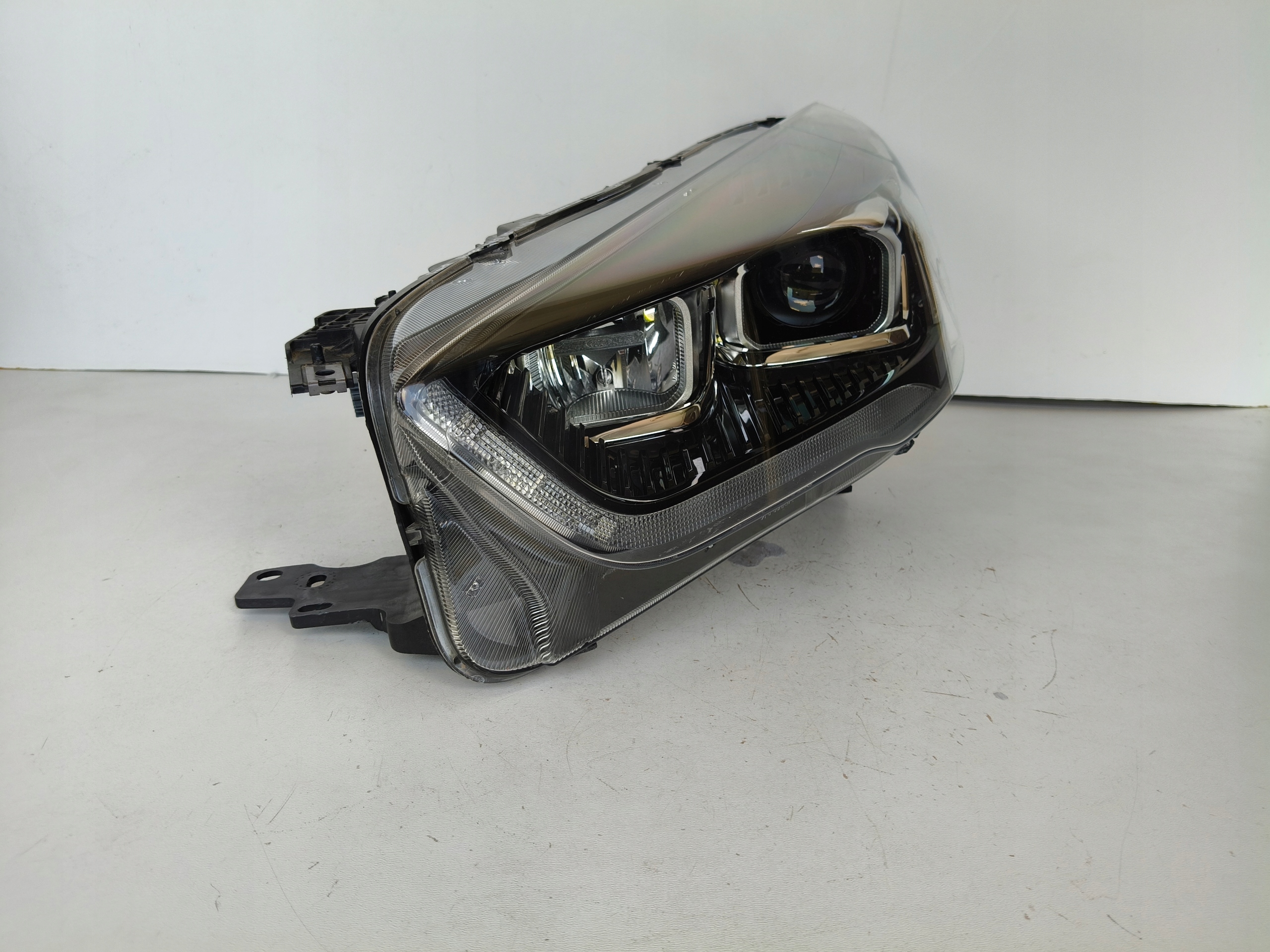 light left REFLEKTOR FORD KUGA MK2 16- LIFT ST CIEMNA XENON LED positioning