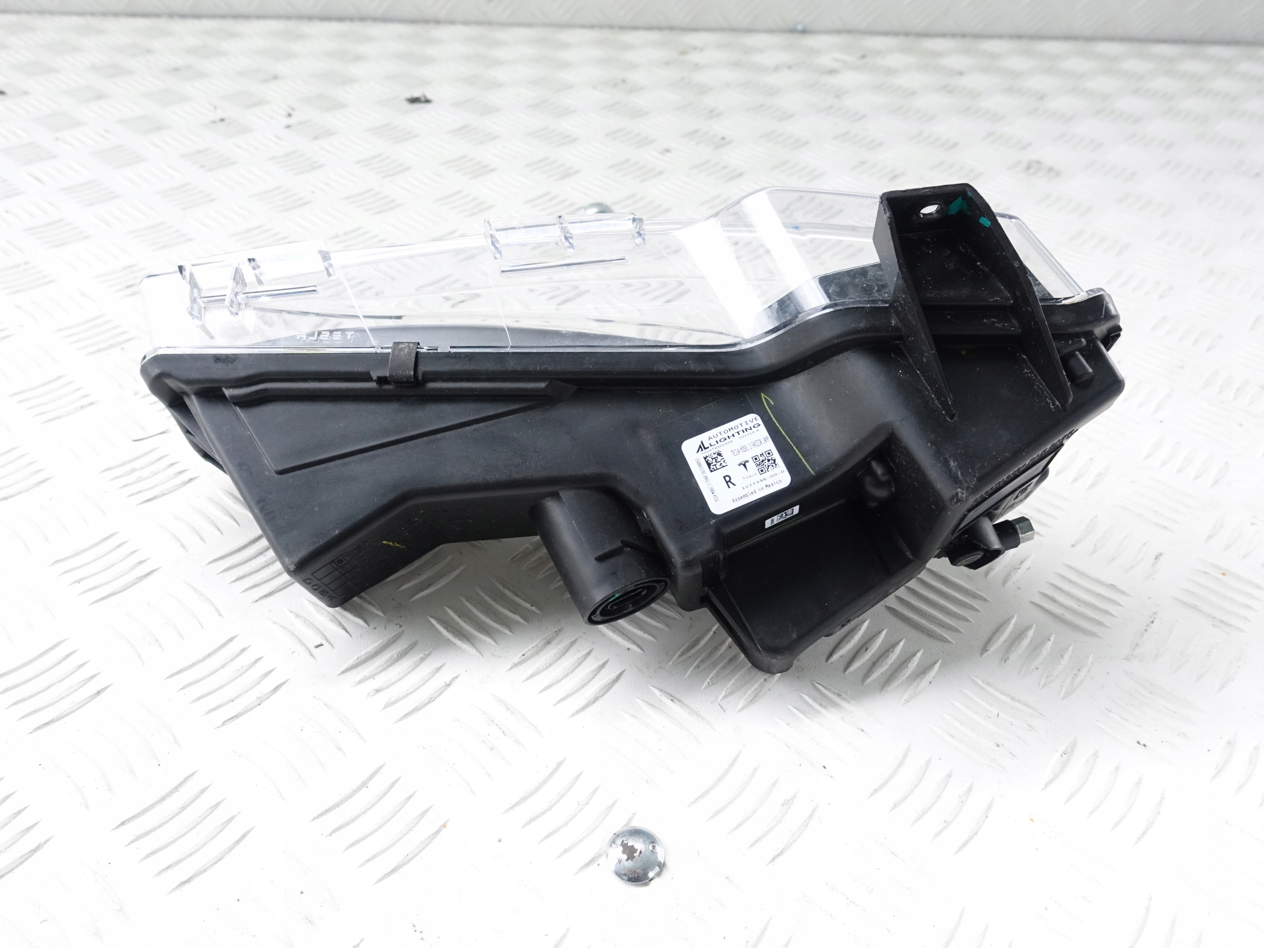 TESLA III 3 LED DRL NEBELSCHEINWERFER RECHTS 1077396-00-D