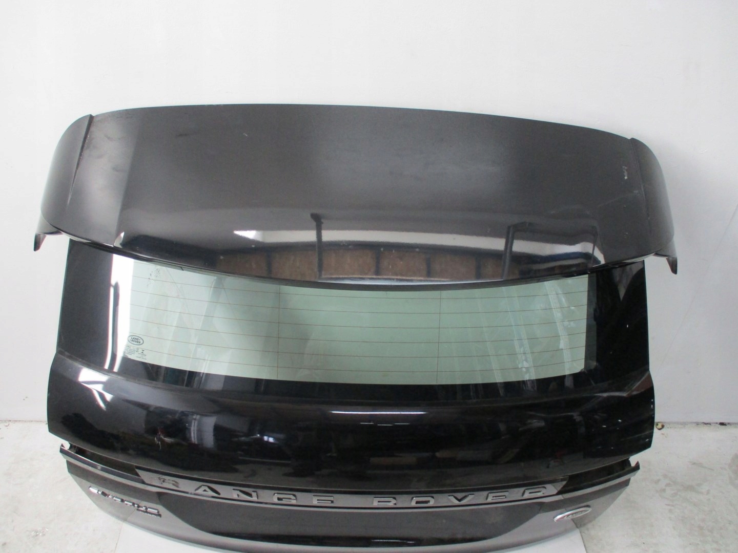 Klapa Range Rover Evoque II R-DYNAMIC 19R KAMERA Numer katalogowy części K8D2-40010-AD