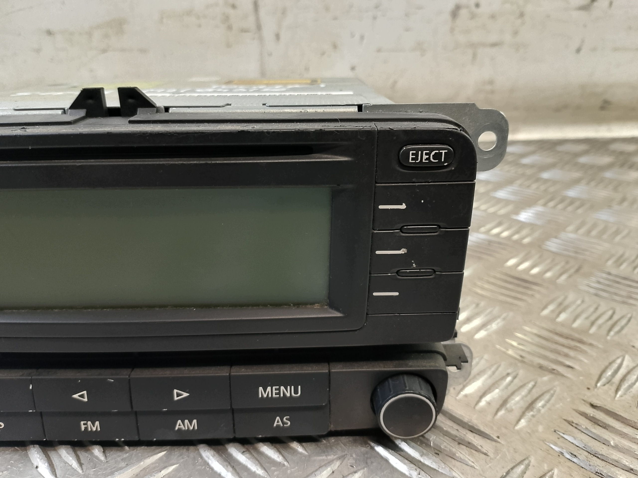 RADIO VW TOURAN e 1K0035186D