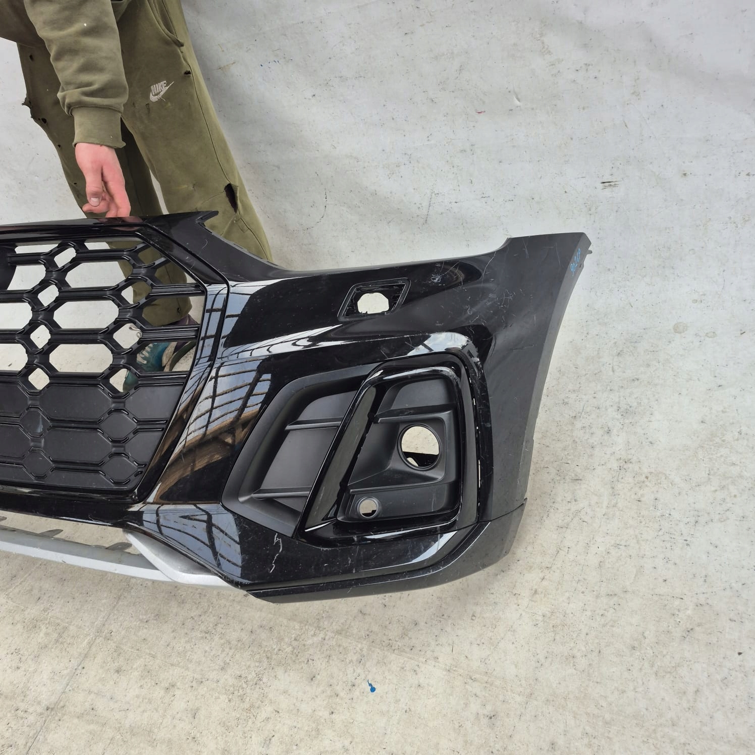 AUDI Q5 II 80A S-LINE LIFT 20- bumper front front grill 80A807437P