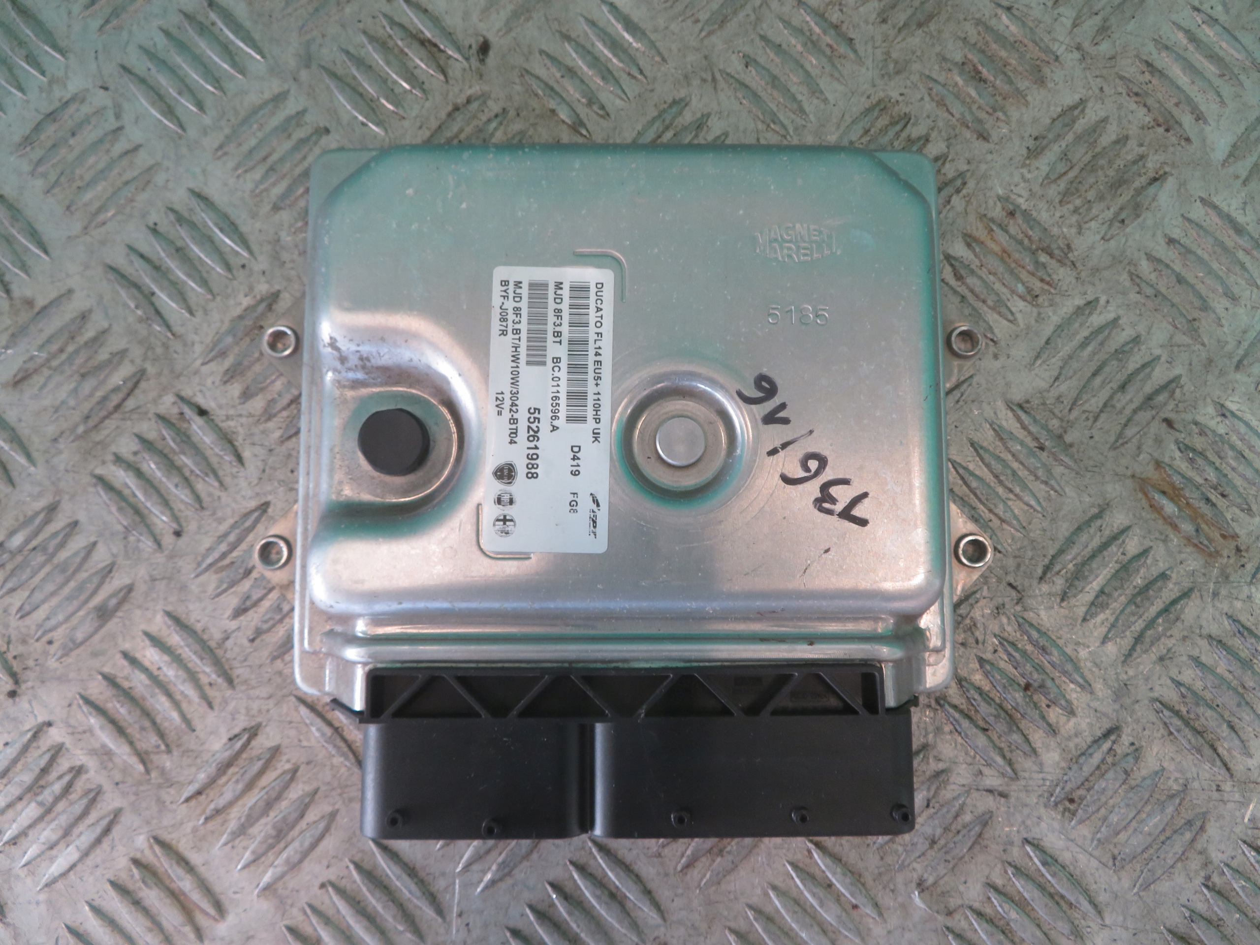 computer control unit of the engine FIAT DUCATO 2.3 15R 55261988