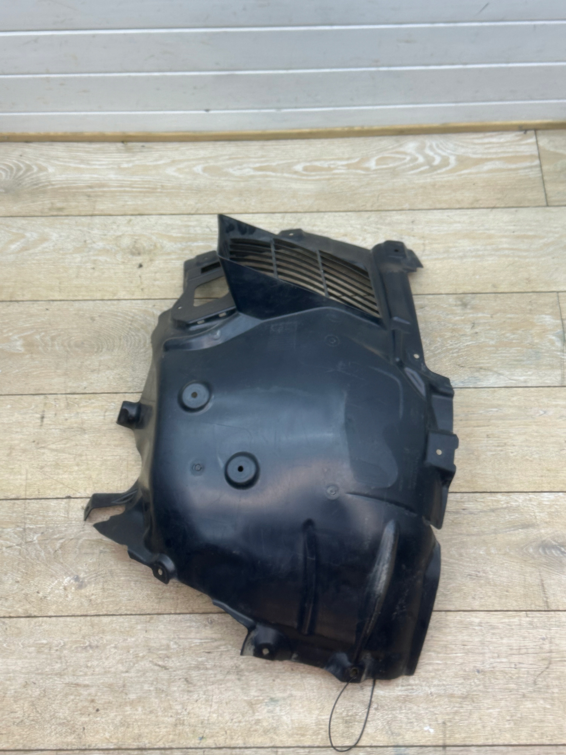 mudguard front front right BMW M3 G80 G81 8070504 8070522