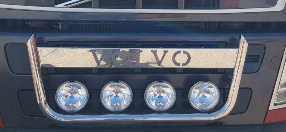 Orurowanie dolne na gril Volvo FH2