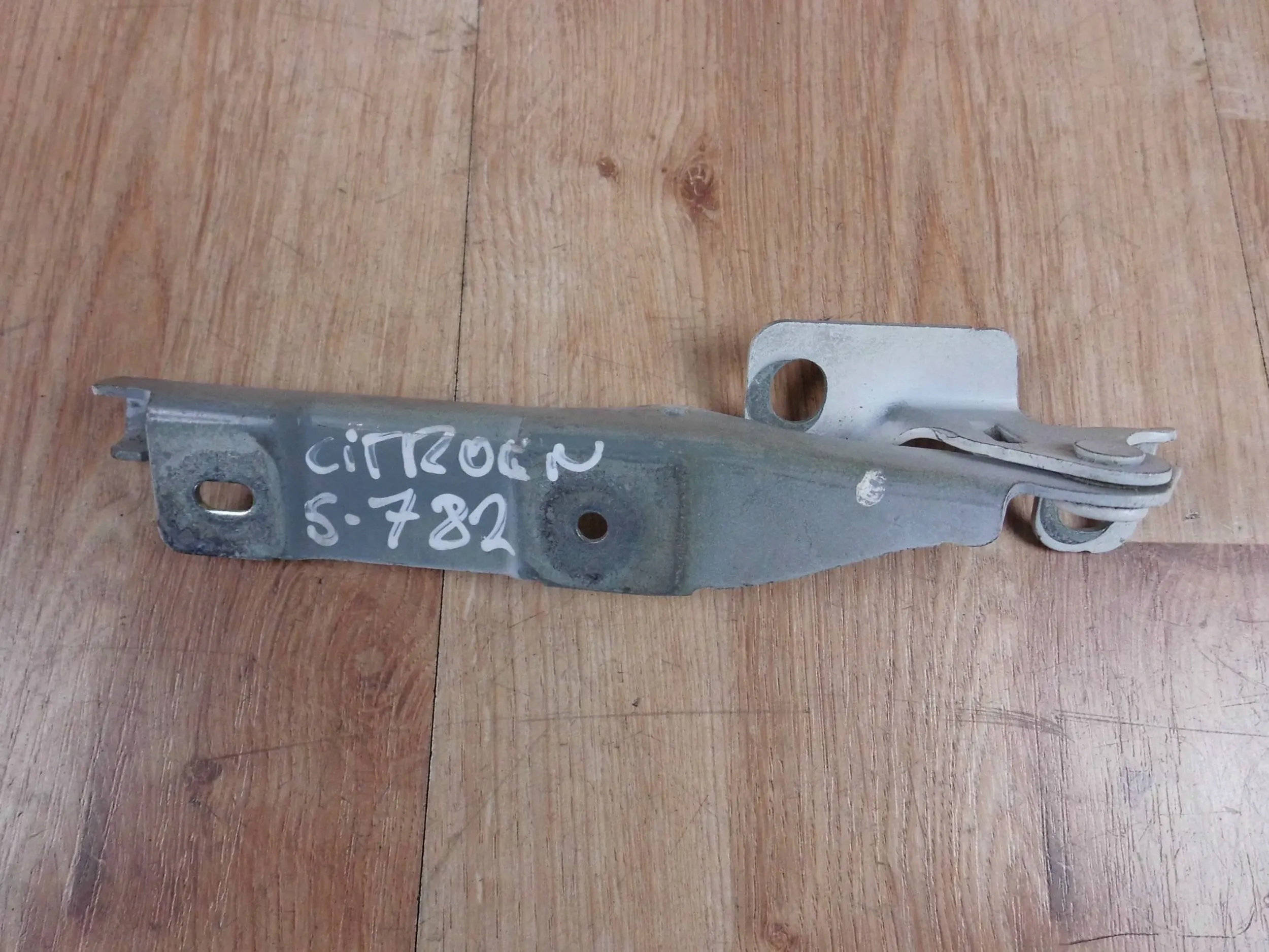 Citroen DS3 hinge bonnet hinges right left komplet 9683552480D 9683552580G