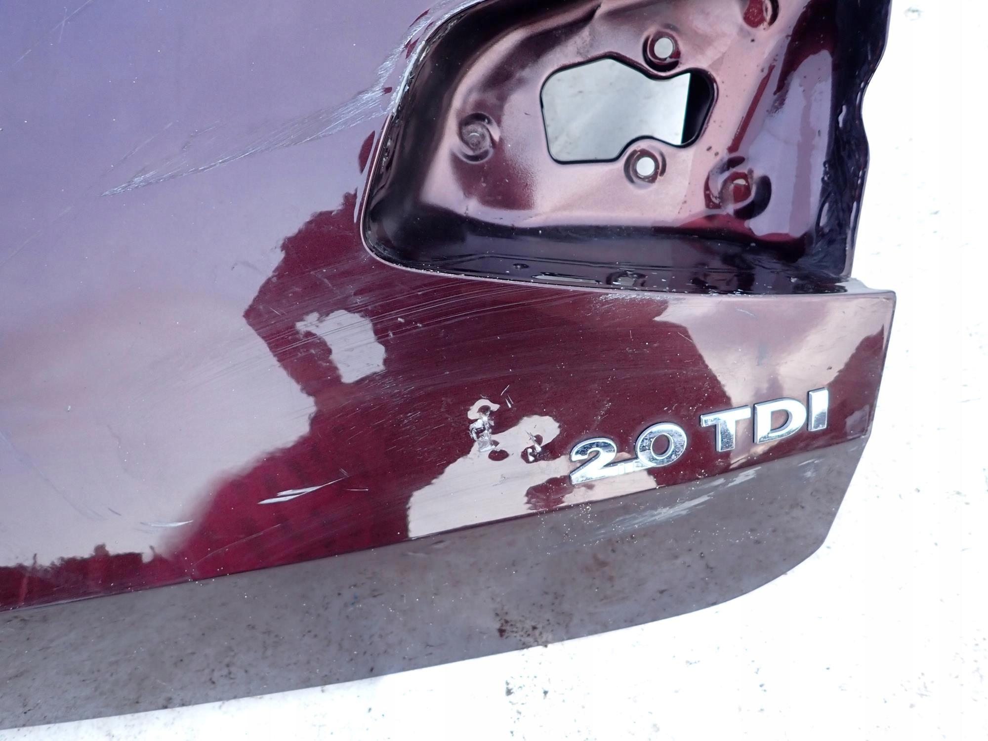 VW PASSAT B8 sedan 14-23 boot door rear