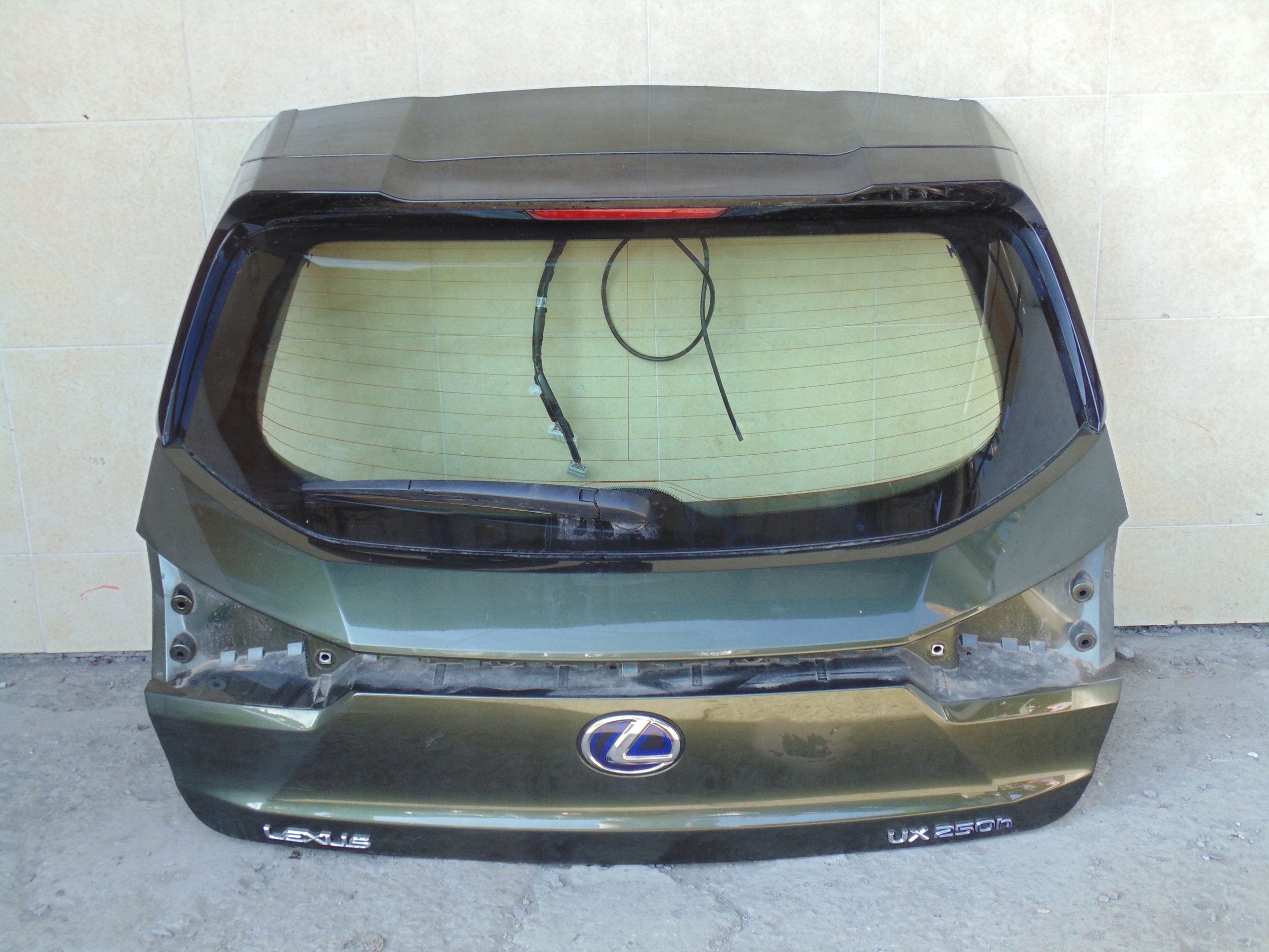 KLAPA TYLNA KOMPLETNA KAMERA LEXUS UX UX250H 19R. Producent części Lexus OE