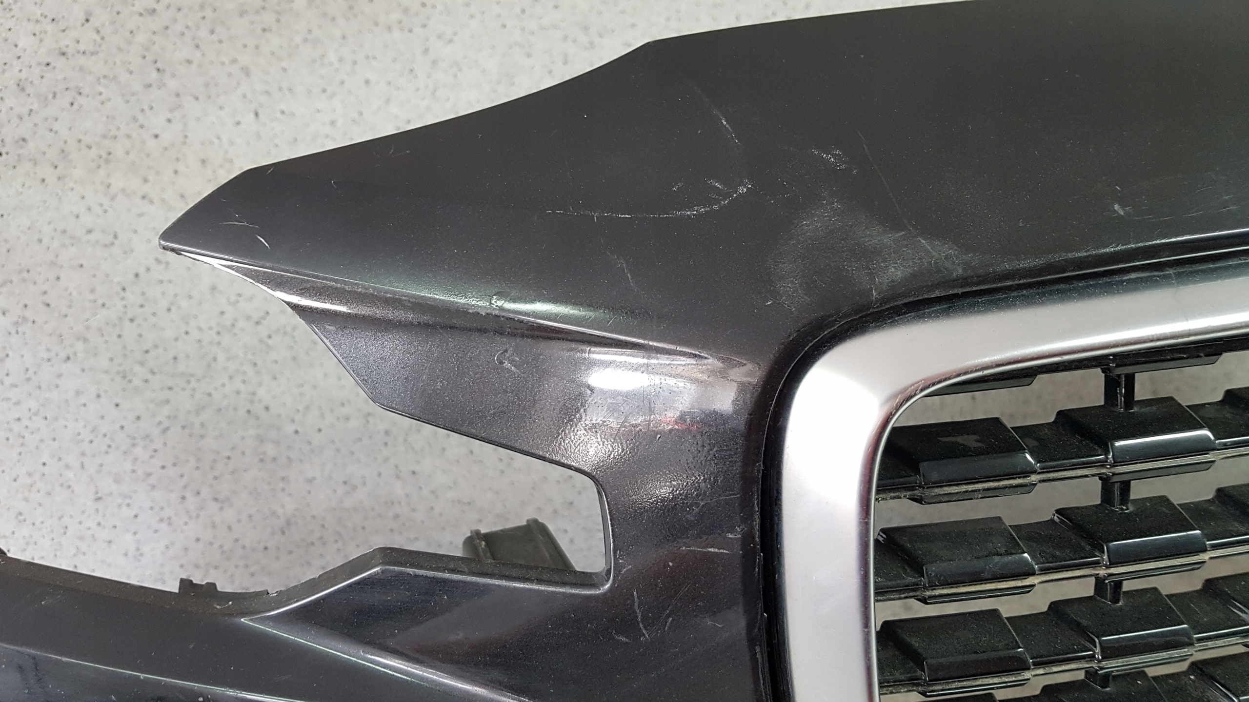 VOLVO S60 V 60 R design 2018 - bumper front 3206