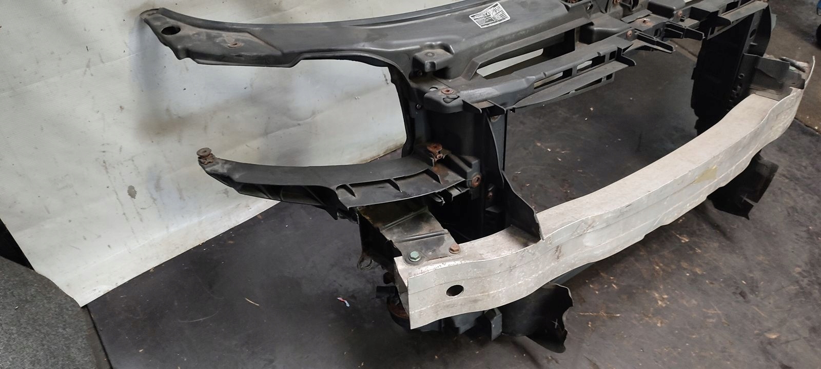 support panel for radiators pillar iron Audi A3 8P LIFT 3D 1,6 FSI