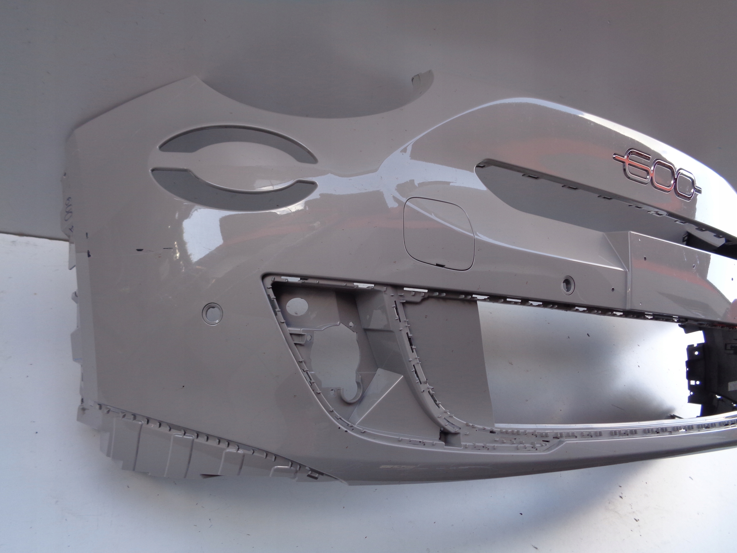 front bumper FIAT 600 23- NR 48866