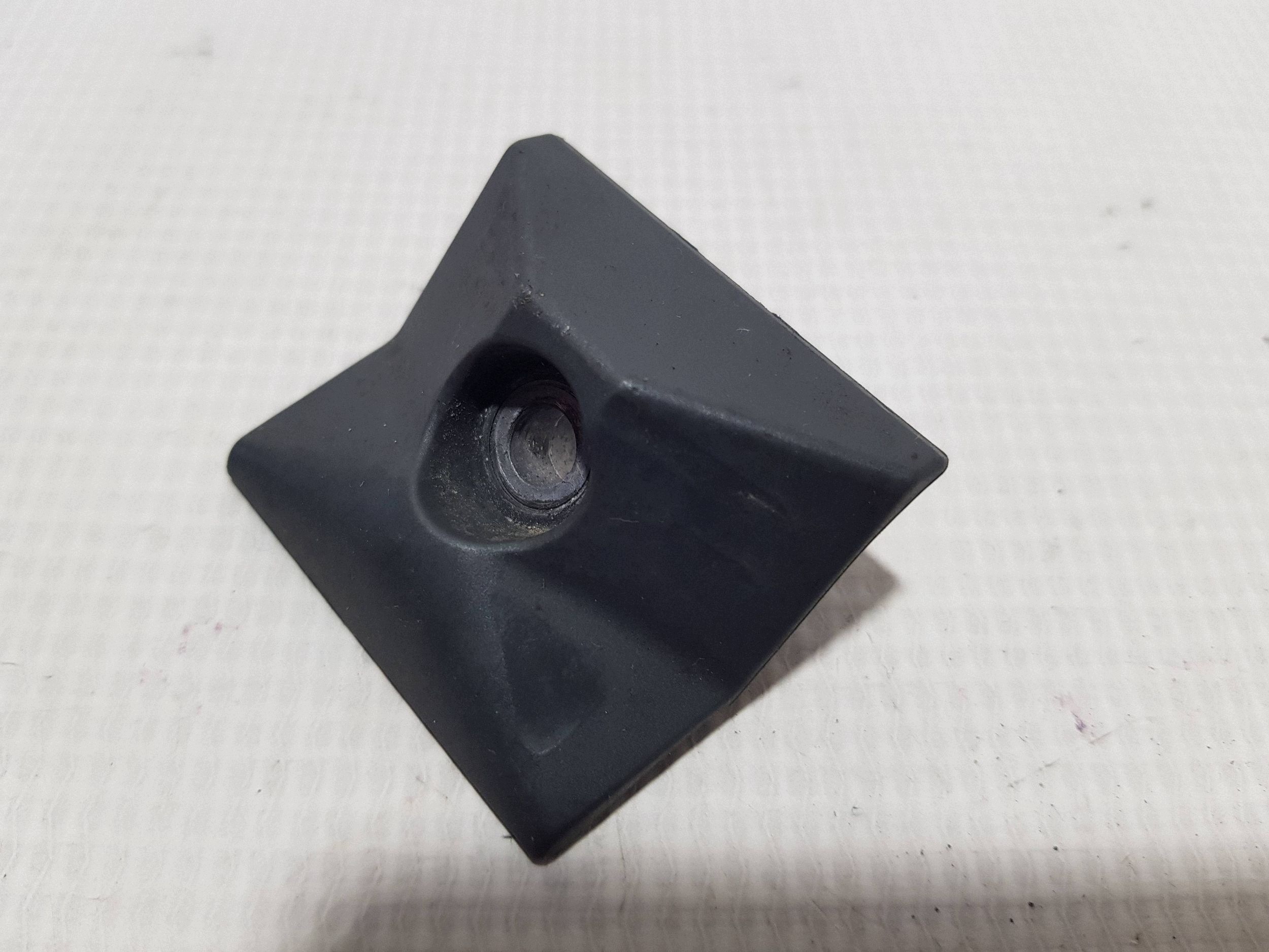 tip bracket of rear bonnet right left MERCEDES SL R230