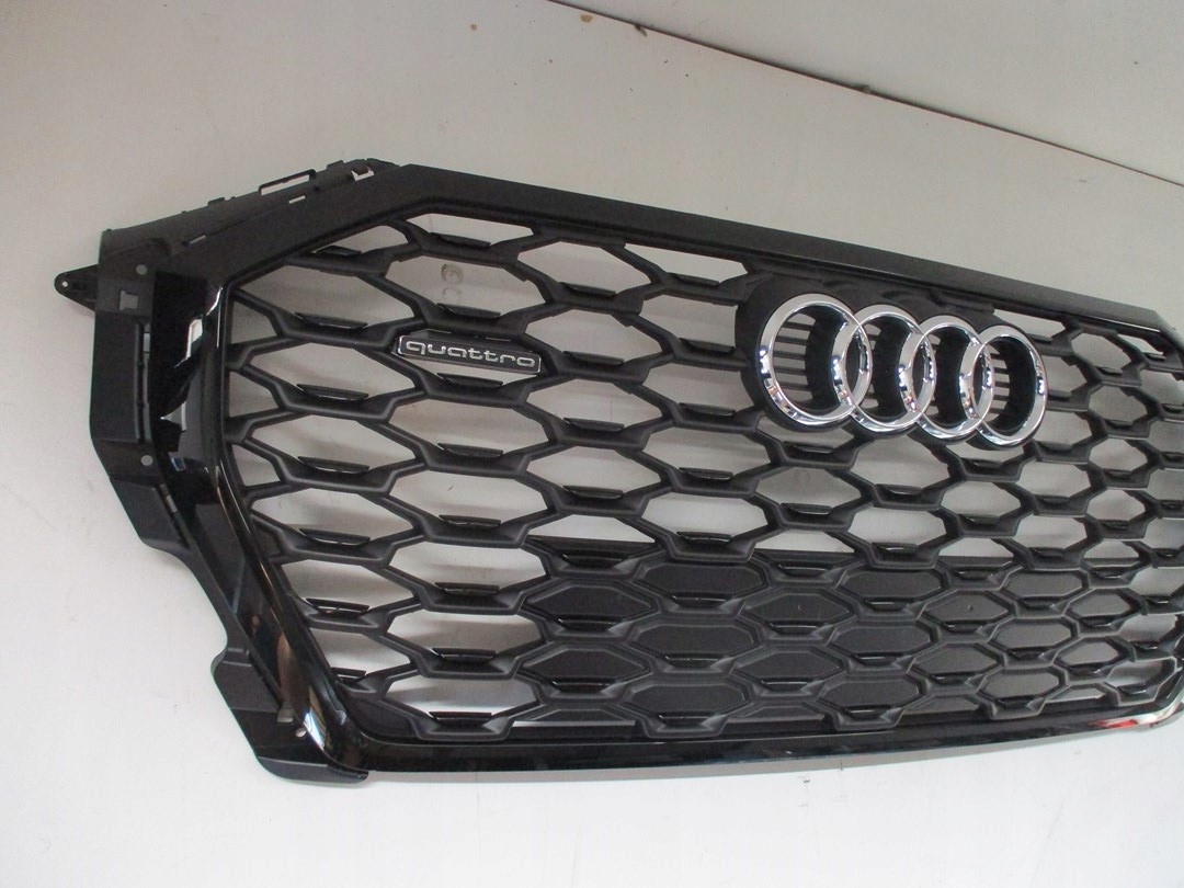 Grille AUDI QUATTRO 83F853651B C S-LINE