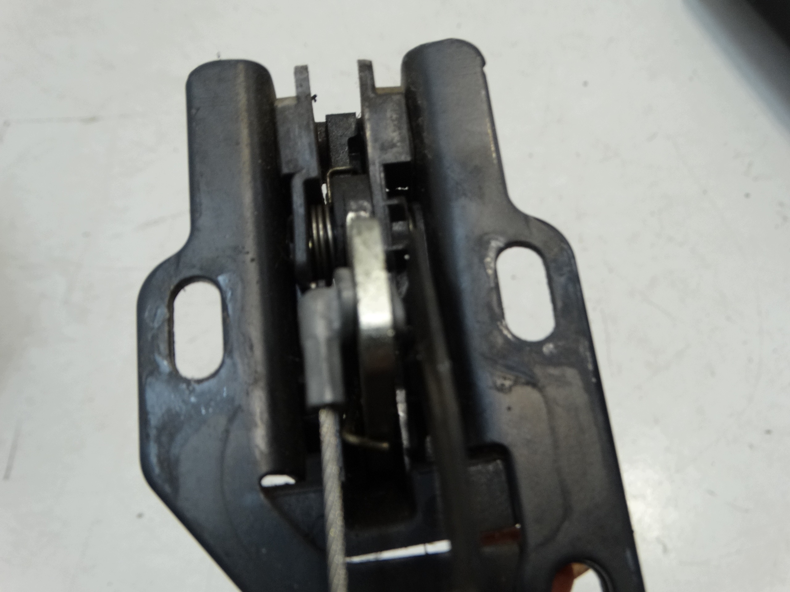 lock door right rear part PEUGEOT PARTNER II 2008-2018R.