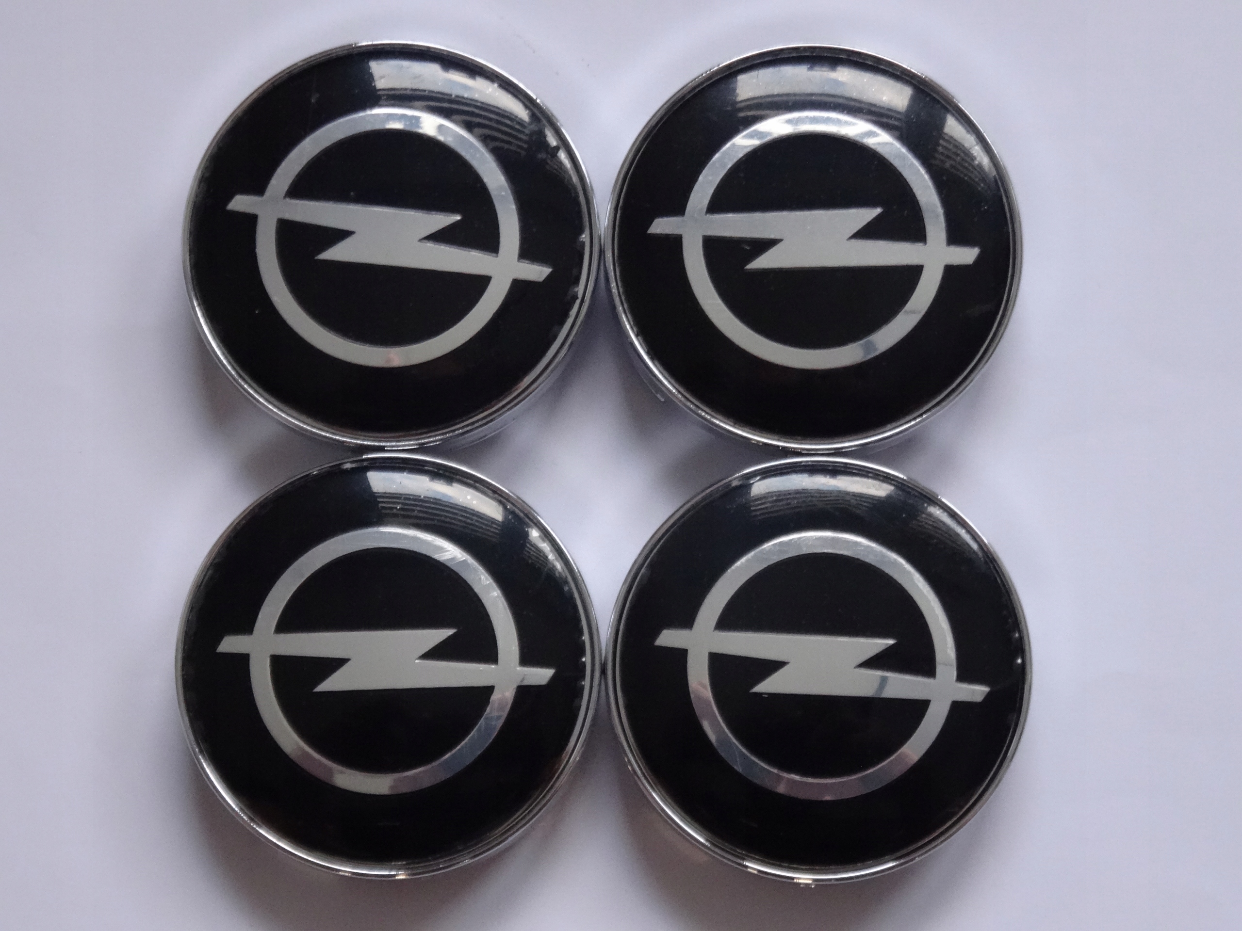 

4x Dekielki Dekle Emblematy felgi Opel 60 mm czar