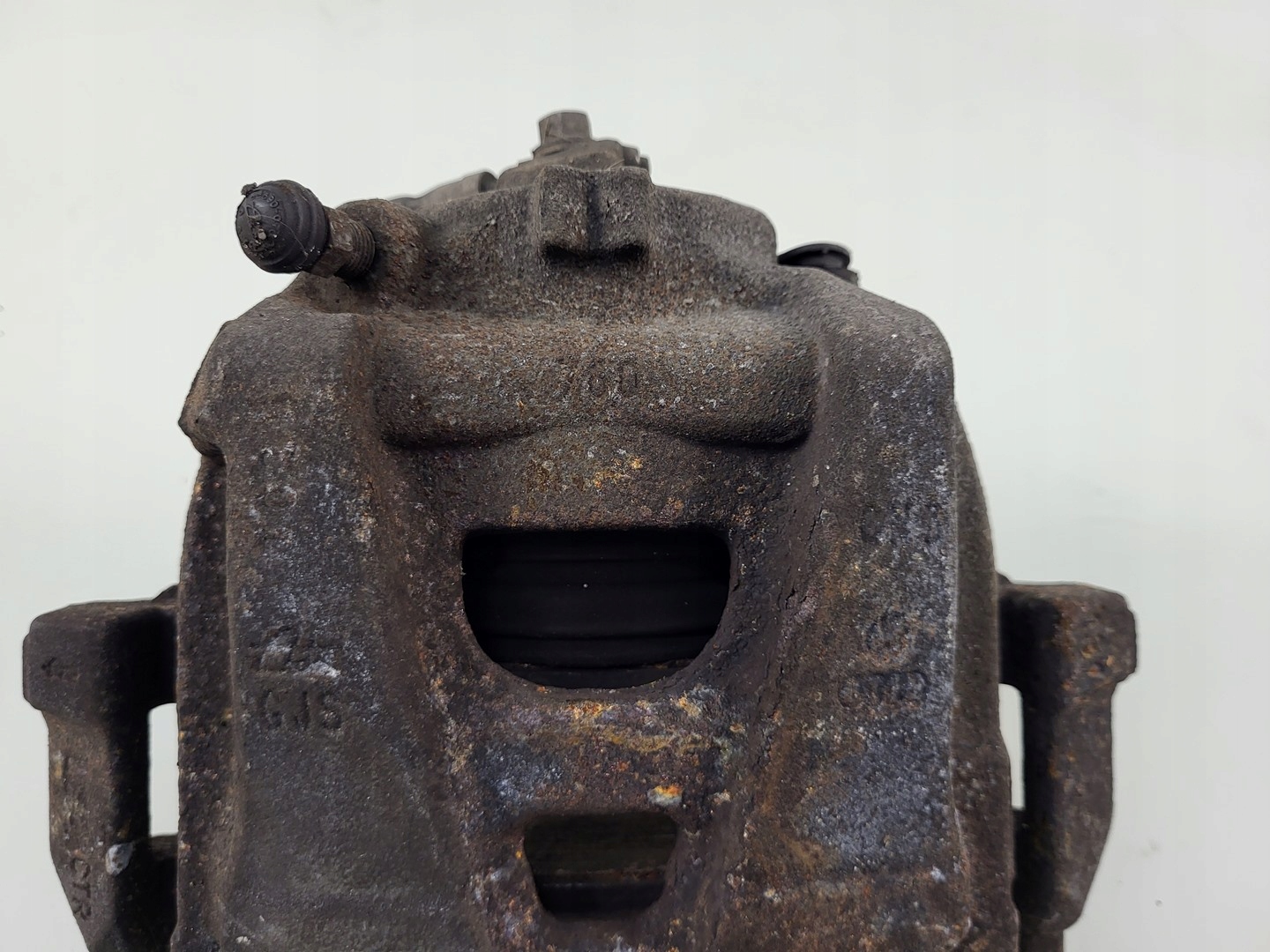 AUDI Q3 8U LIFT 1.4 TSI caliper brake right front