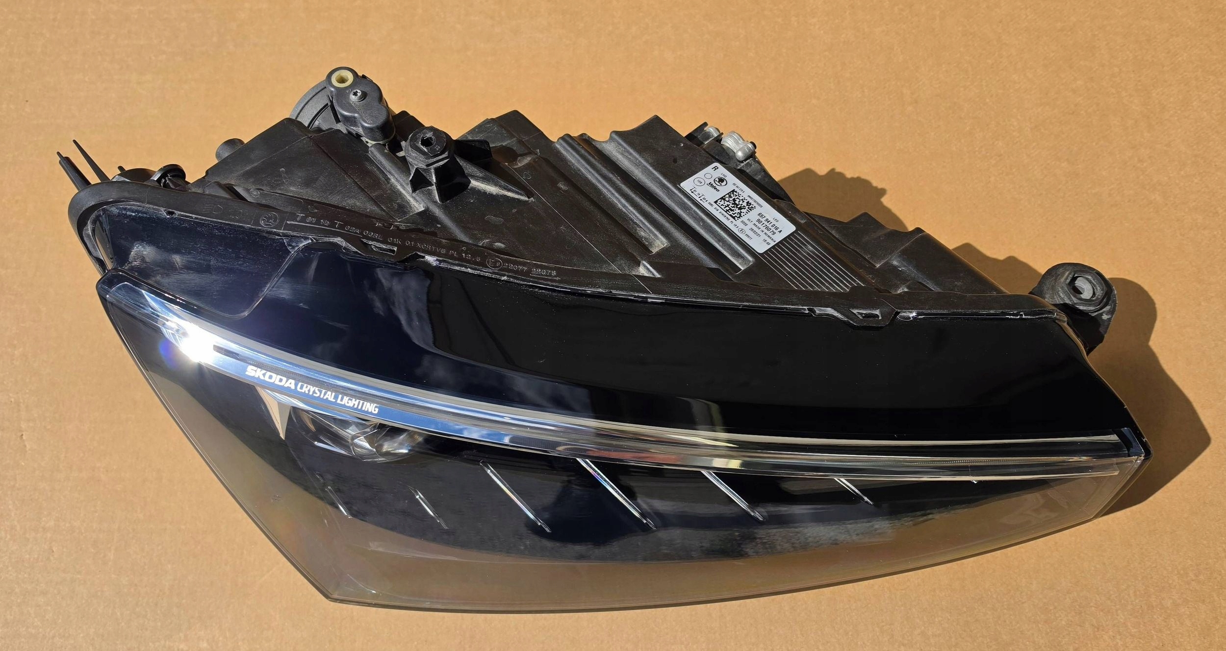 Skoda Scala 657 before lift 2019-2024 light right full led crystal