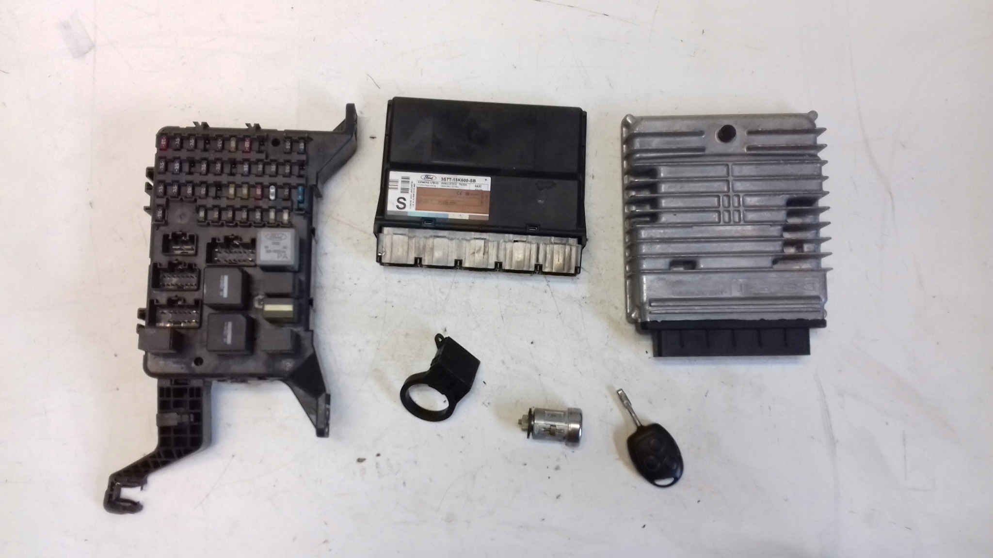 4S7112A650JC - КОМП'ЮТЕР КОМПЛЕКТ IMMO FORD MONDEO MK3 2.0 TDCI