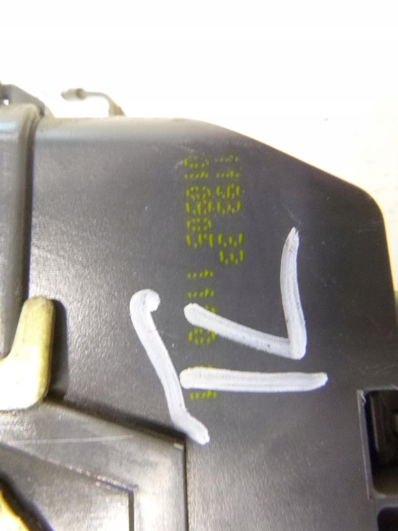 lock rear part left Renault Scenic II 2005r.