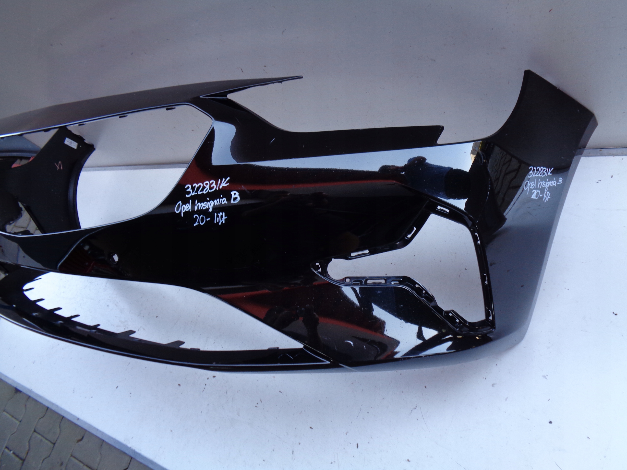 FRONTSTOSSSTANGE OPEL INSIGNIA B 20- LIFT NR 32283