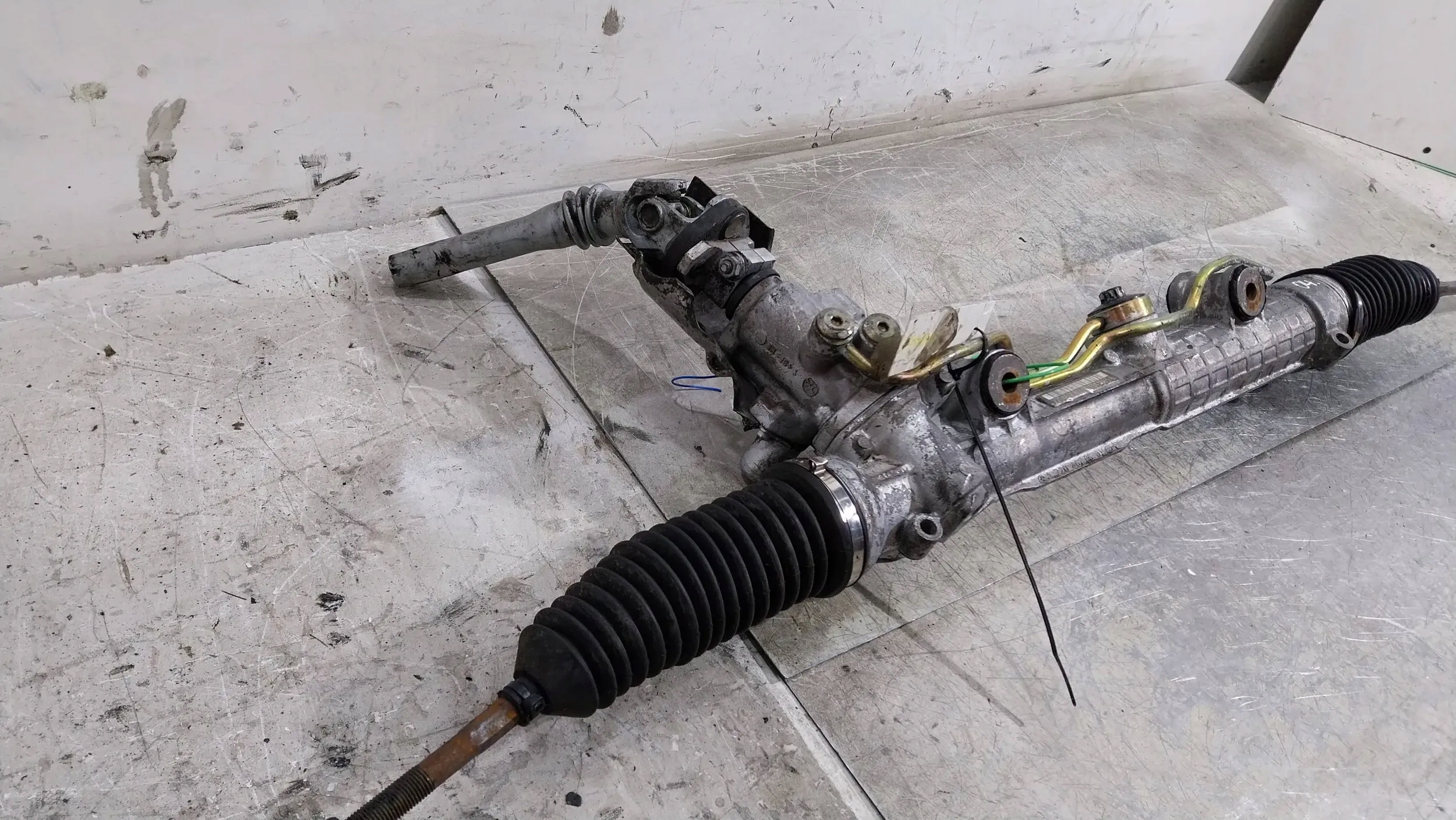 BOÎTER DIRECTION BOÎTER DIRECTION 2204600800 MERCEDES W220