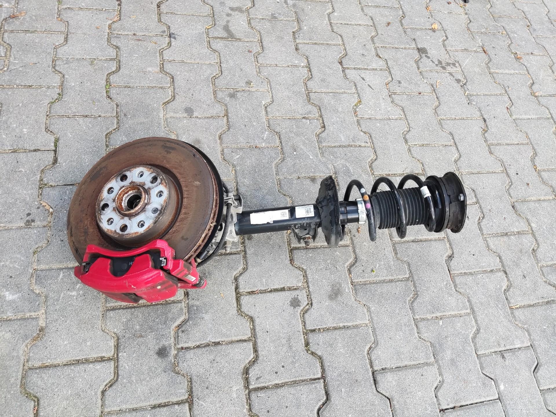 shock absorber swing right front VOLKSWAGEN GOLF VII GTD 2012-2016