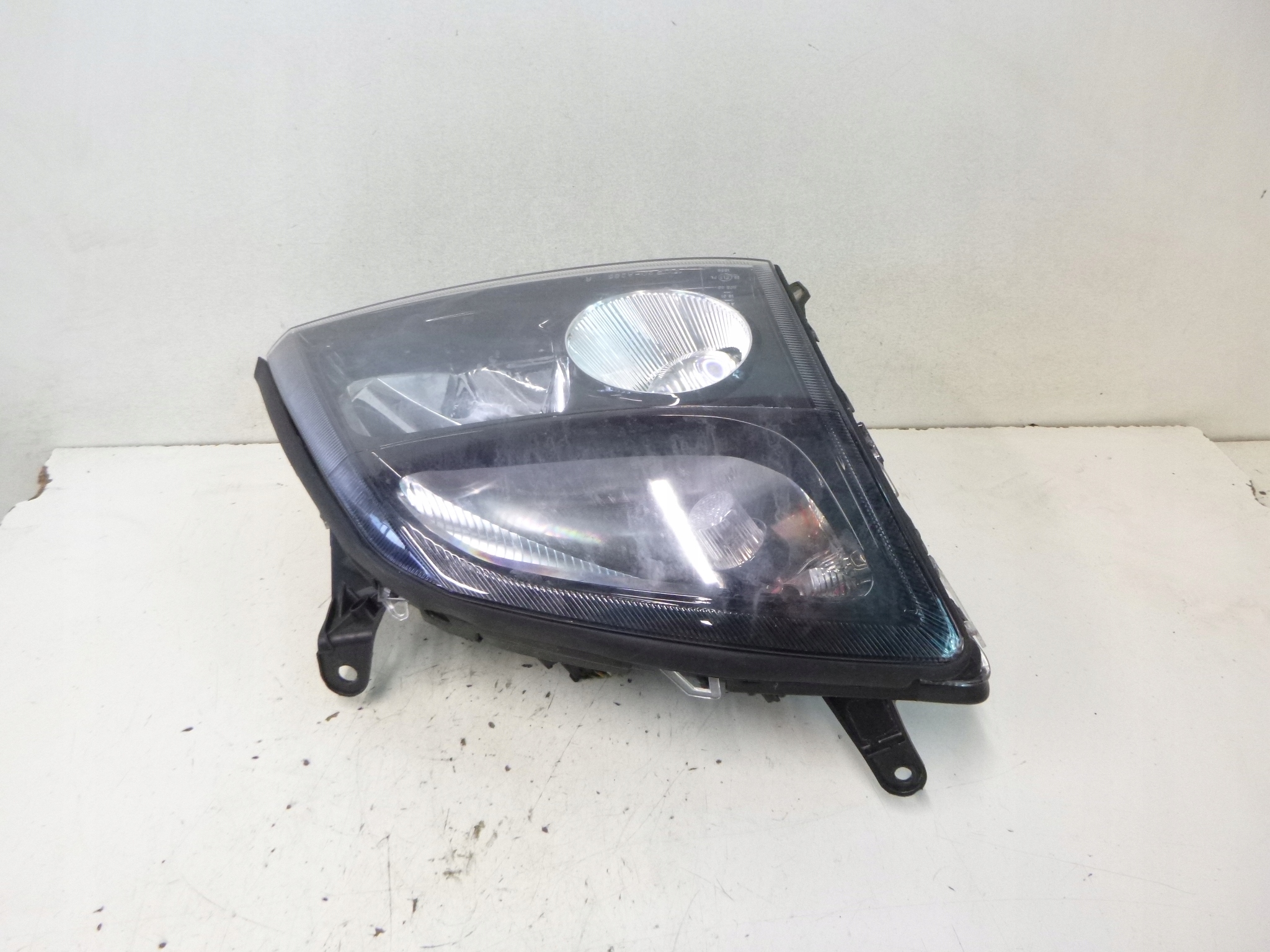 light front Opel Signum / Vectra C 03r. black, Black