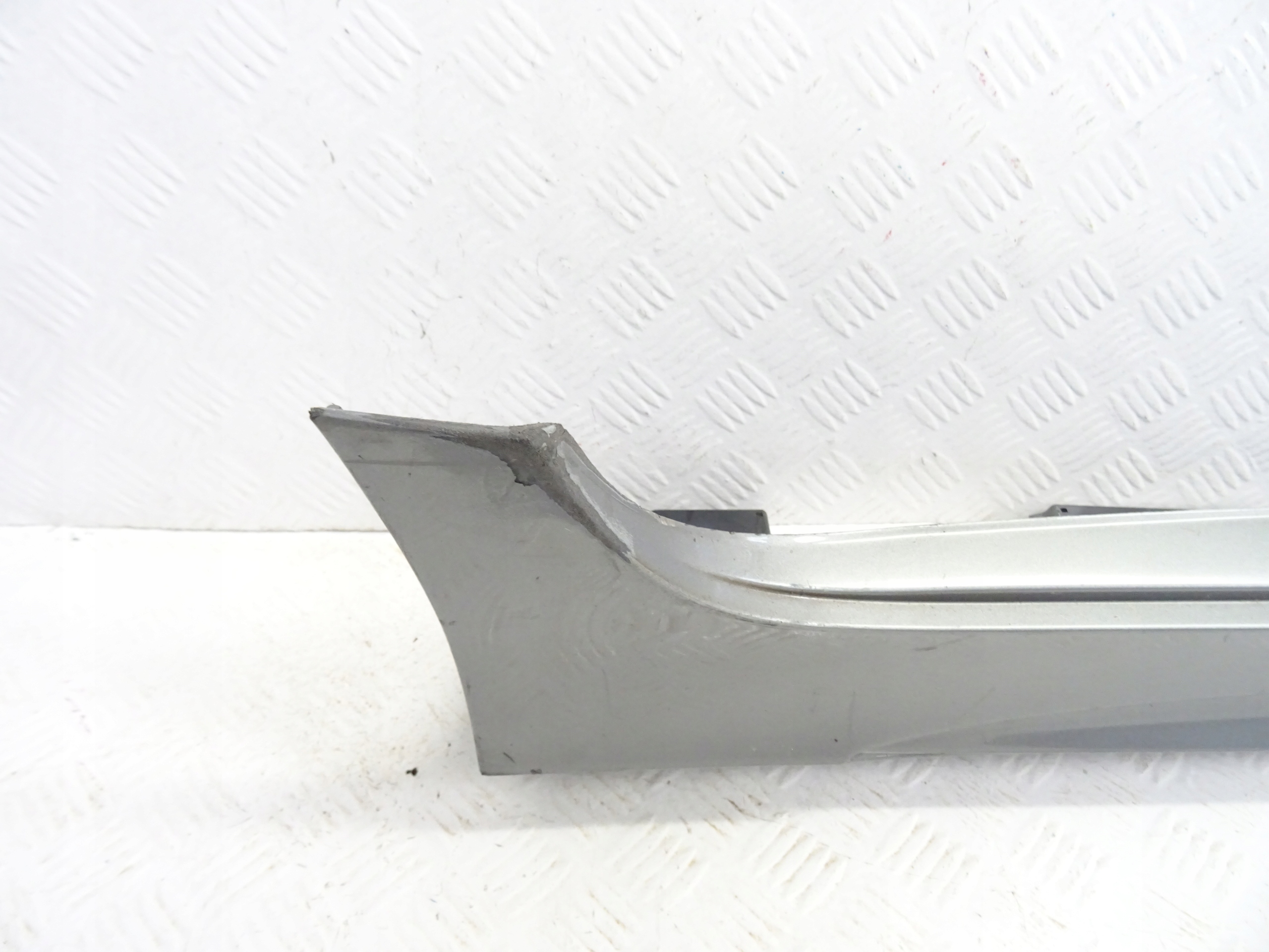 Mercedes CLS 218 AMG LIFT moulding threshold right