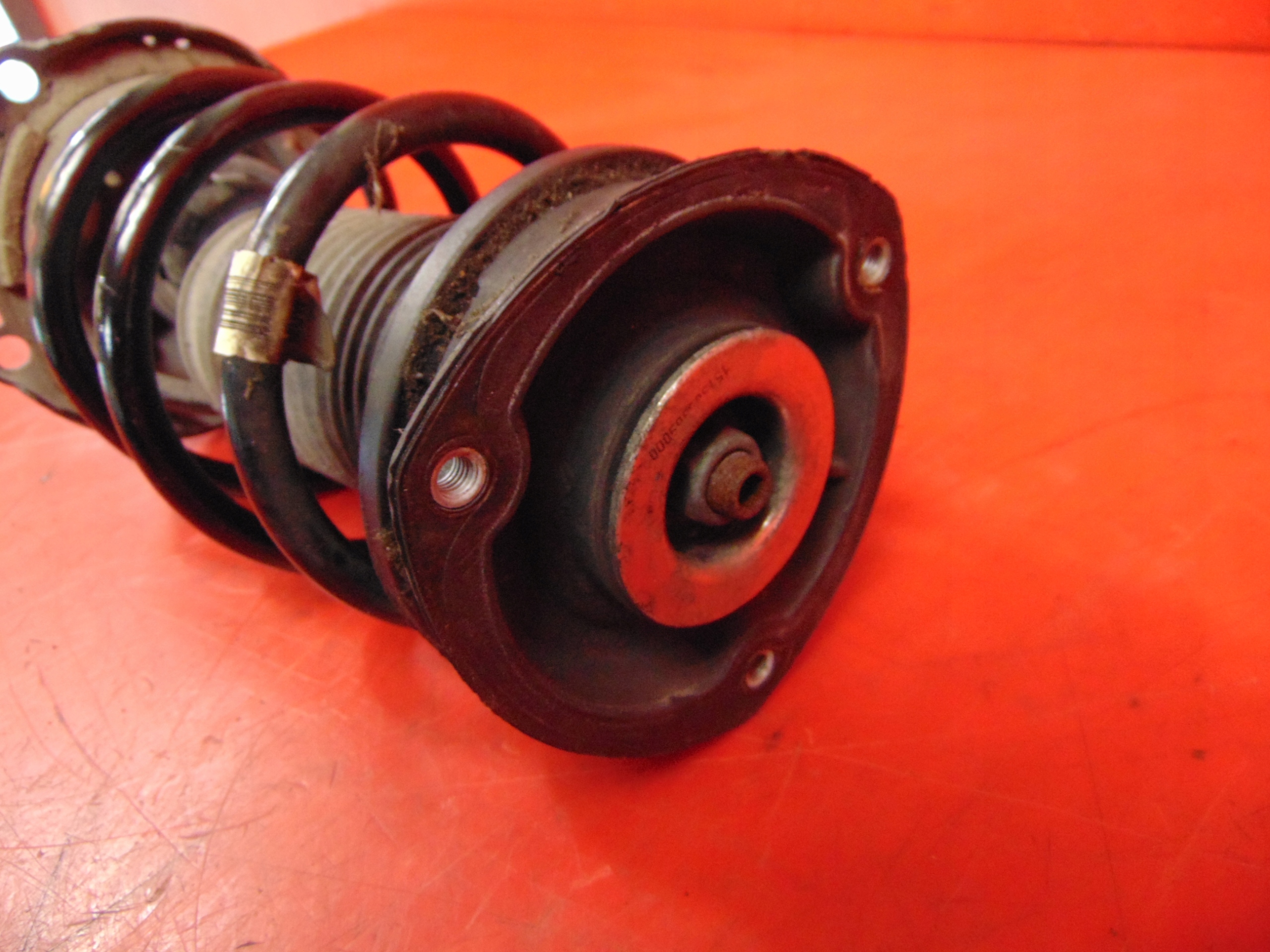 Audi Q3 II F3 83A shock absorber McPherson front