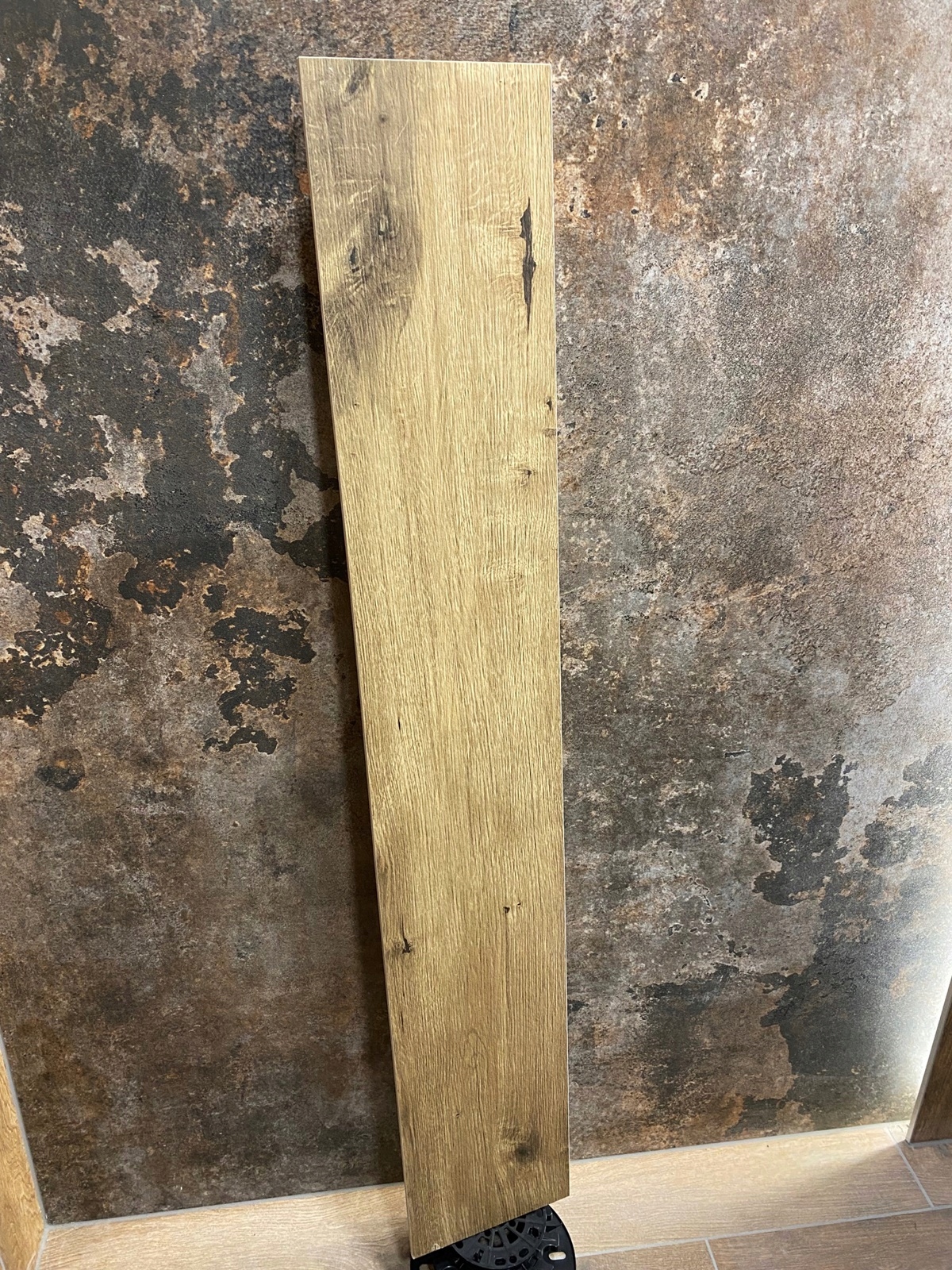 Płytka drewnopodobna rustikalny dąb 19,8x119,8