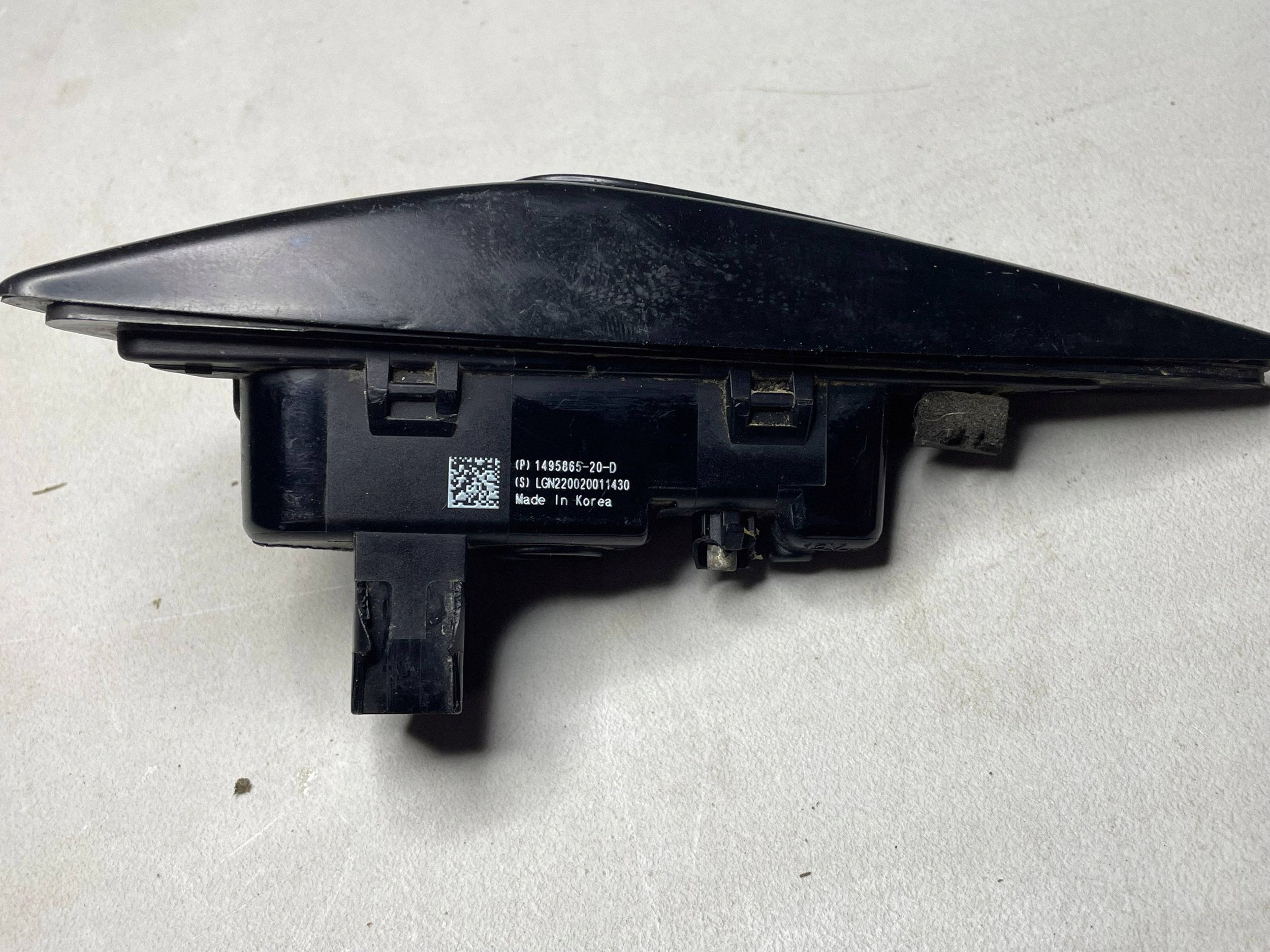 KAMERA W BLOTNIKU pravá strana TESLA MODEL 3 1495865-20-D @A