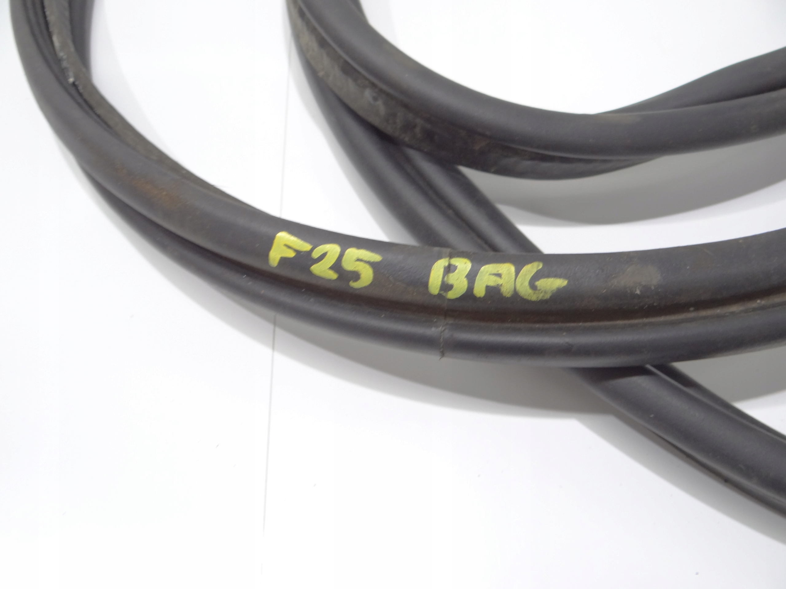 USZCZELKA KLAPY BAGAŻNIKA BMW X3 F25 Typ samochodu Samochody osobowe