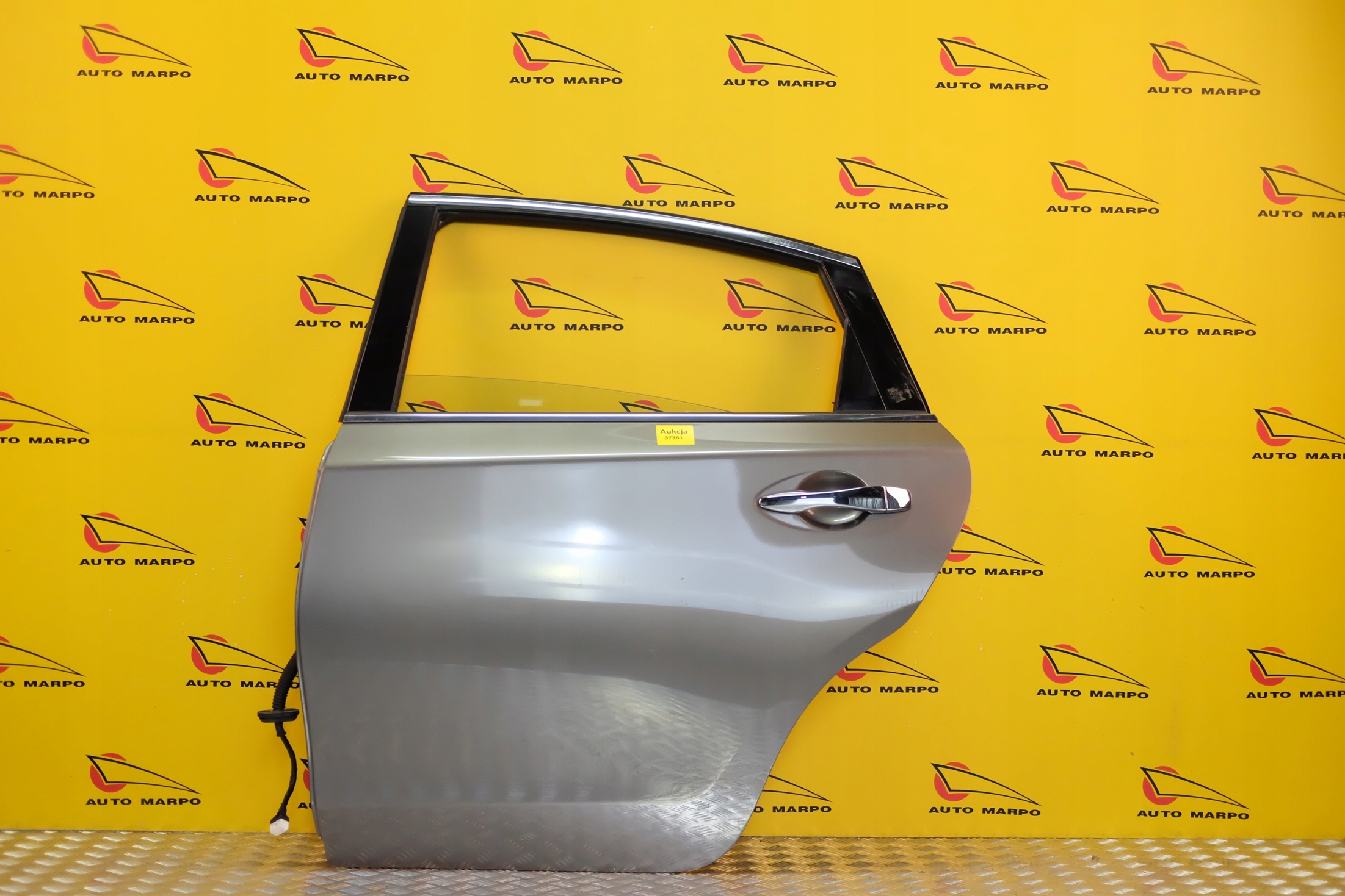 NISSAN ALTIMA L33 2013- DRZWI TYŁ LEWE TYLNE KOMPL Kolor do lakierowania