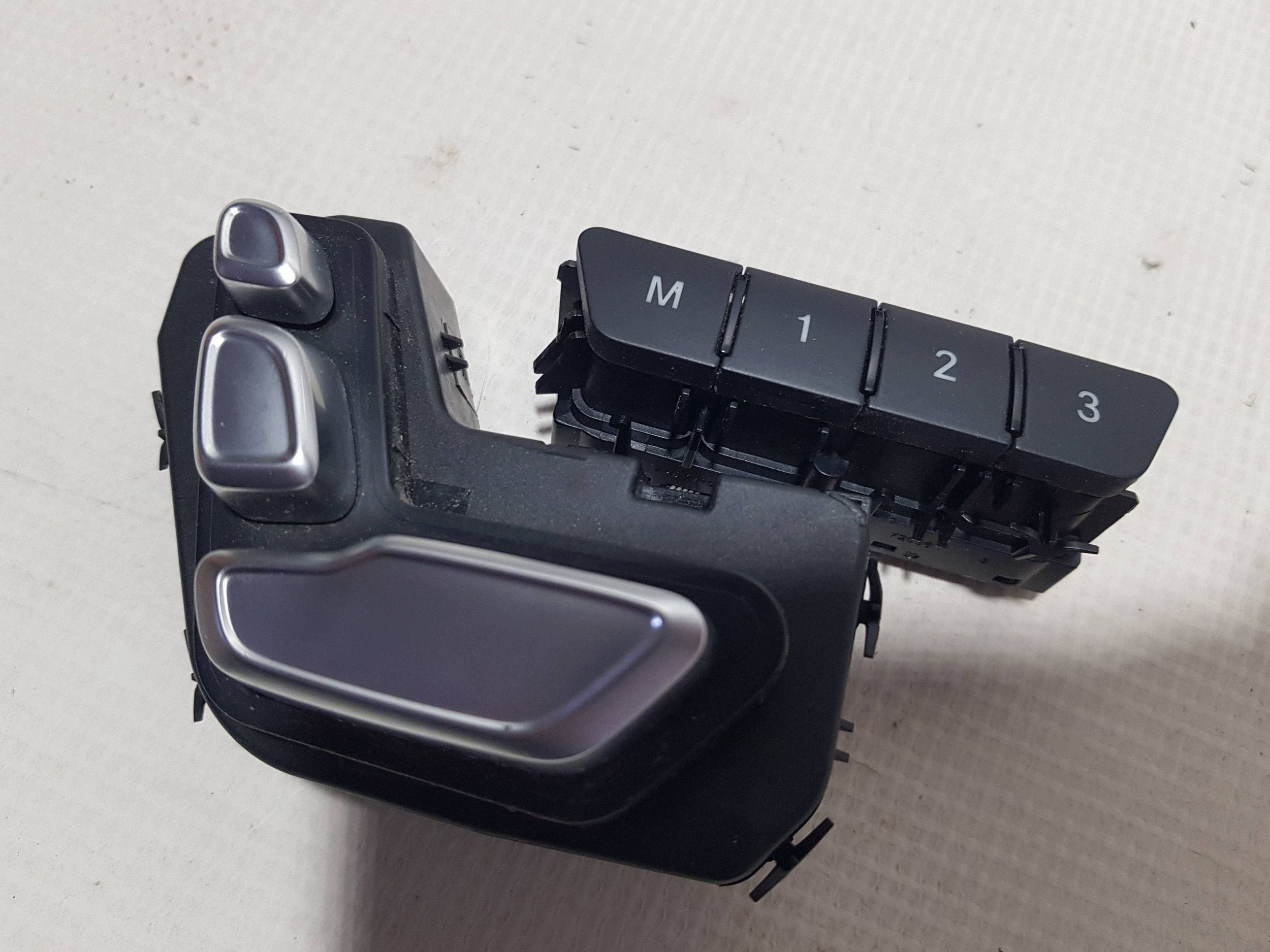 PANEL switch control seat MERCEDES CLS W218 W212 A2129050251