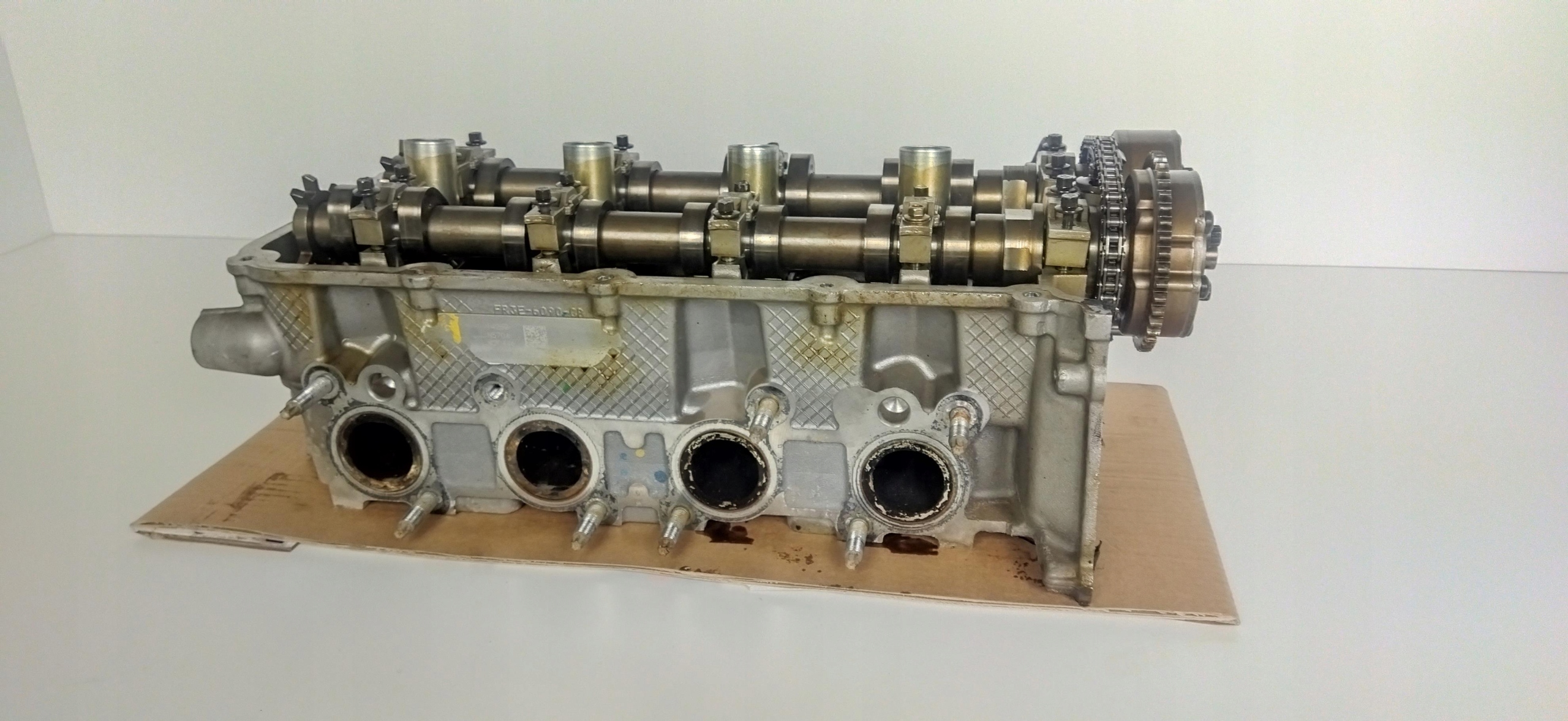 MUSTANG VI 15- 5.0 V8 GŁOWICA PRAWA WAŁKI KOŁA