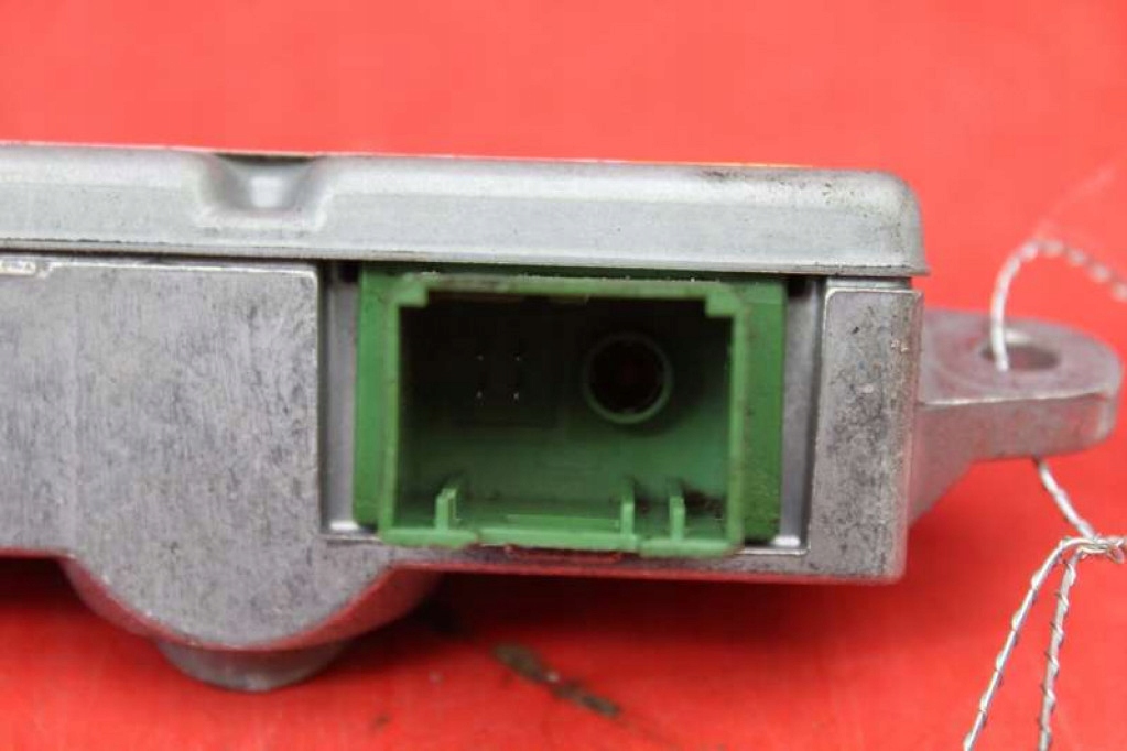 modul SENSOR airbag airbagů levý předek 6960227 BMW E65 05-08