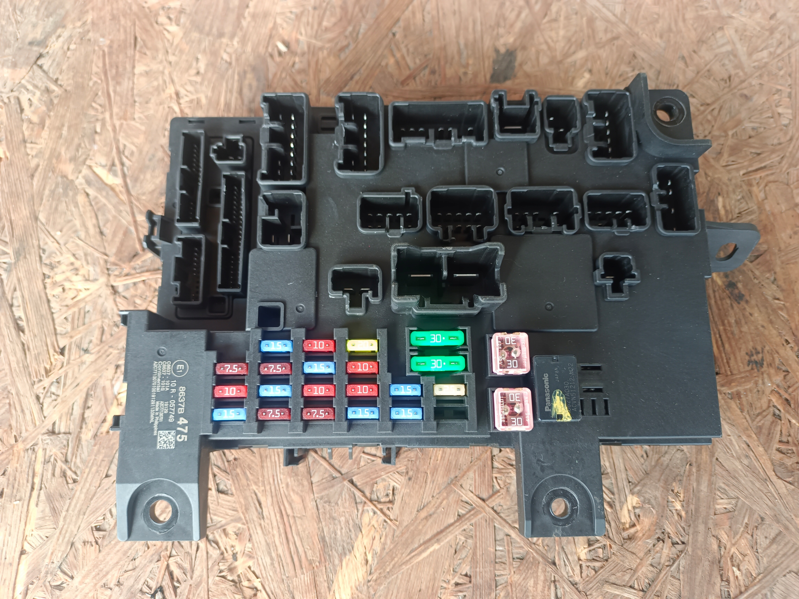 MITSUBISHI ECLIPSE CROSS MODUŁ BSI 8637B475