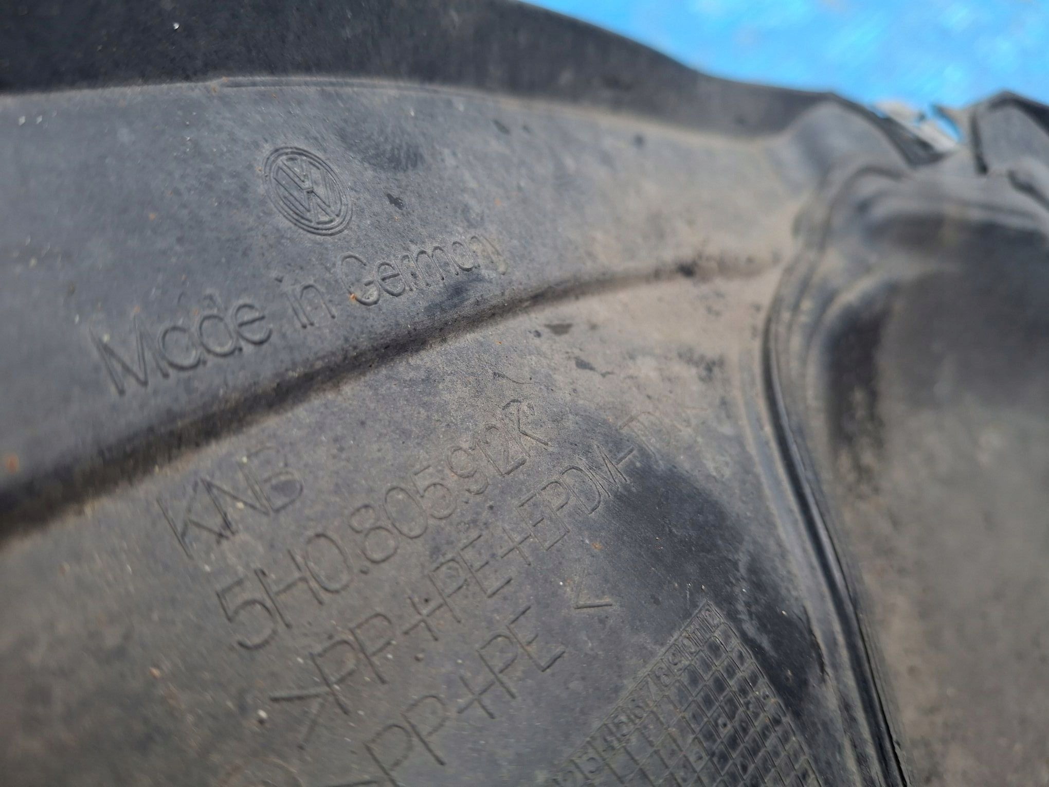 mudguard right front part front VW GOLF VIII 8 2019R->