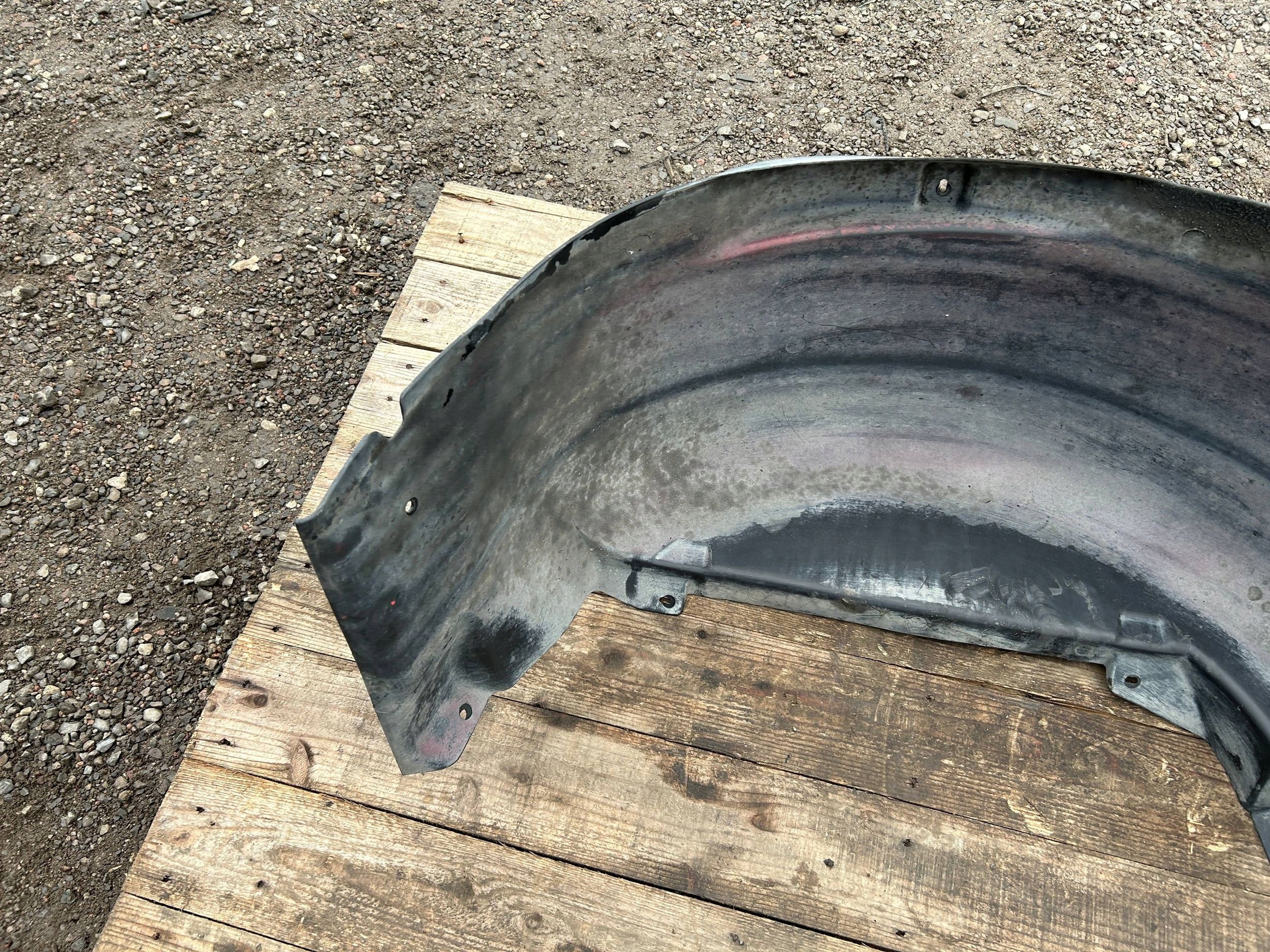 mudguard right rear. right rear part Chevrolet Corvette C5 1997-2004