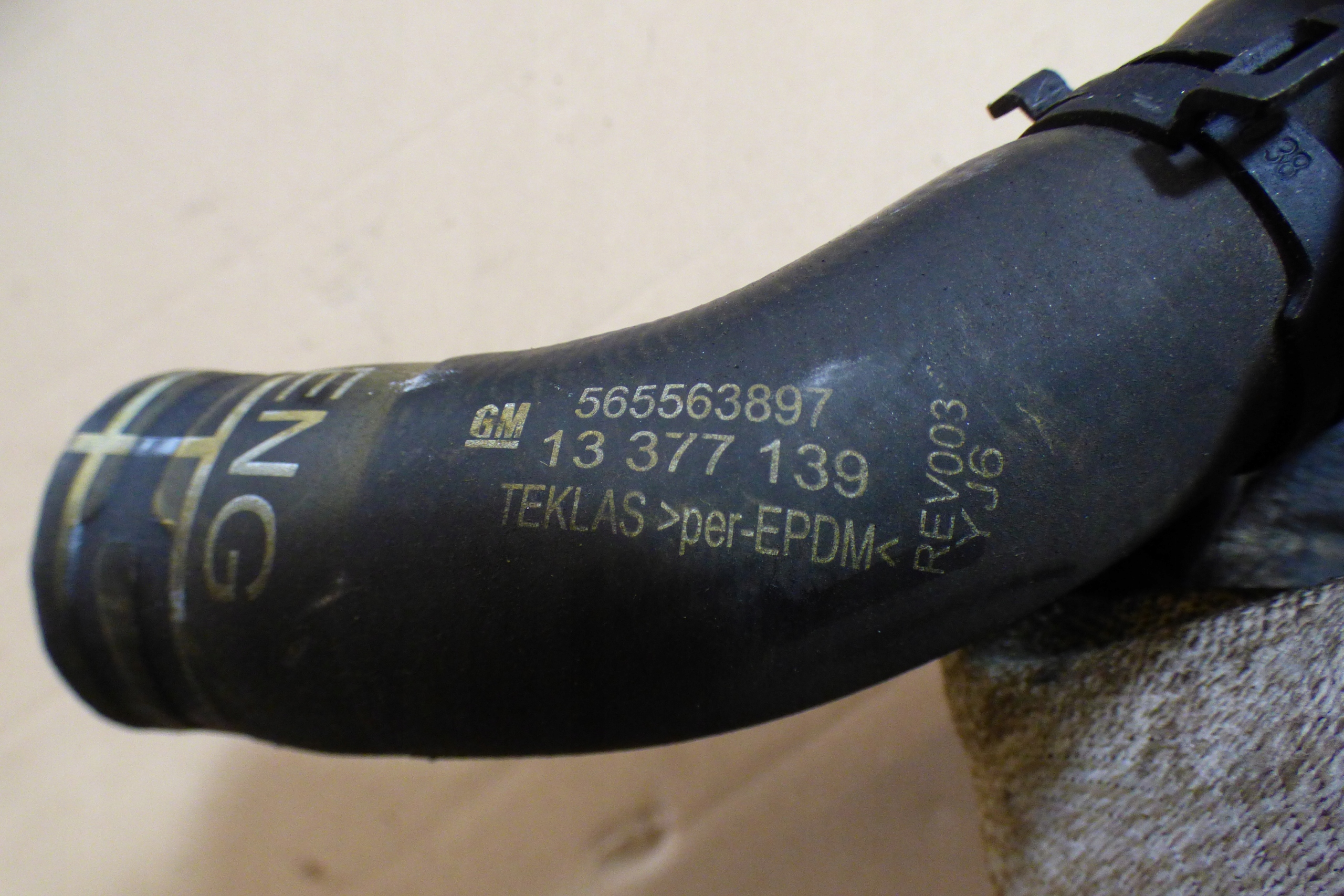 crijevo vode 13377139 stan bdb Opel Astra K V 1.0TB