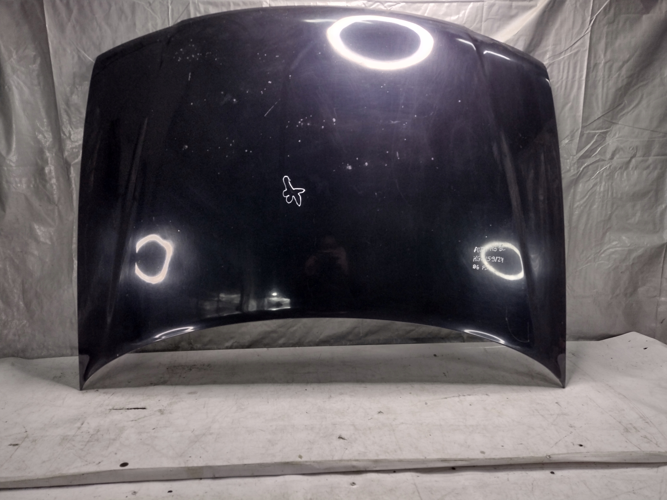 kapota Audi A3 8L