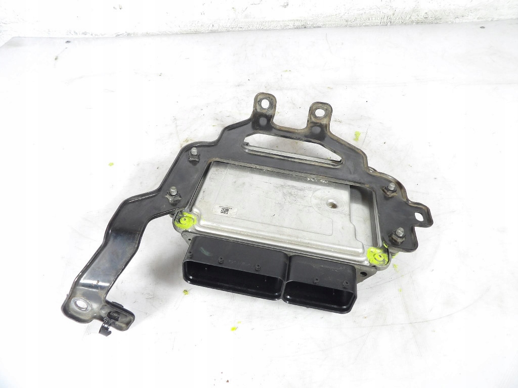 HYUNDAI IX35 1.7CRDI control unit of the engine 39120-2A001