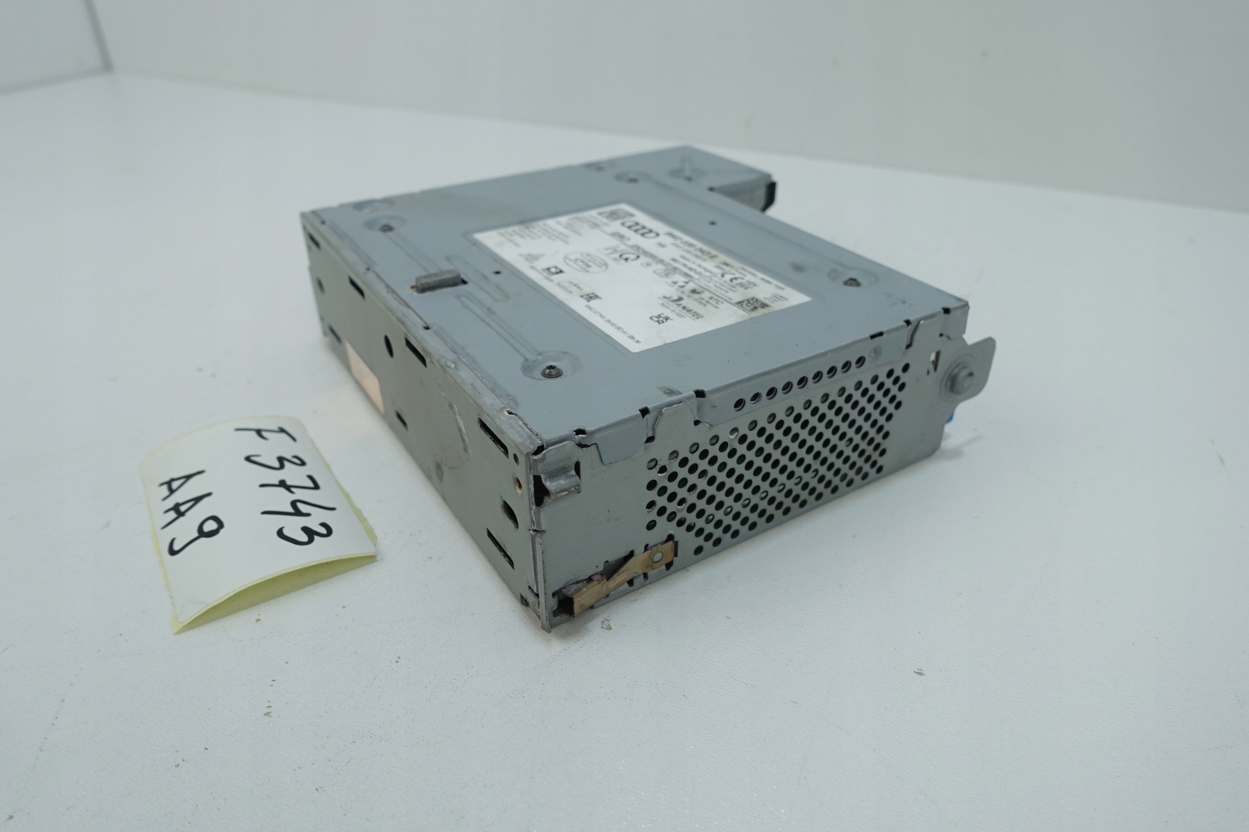 AUDI control unit module navigation player MULTIMEDIALNY MIB3 8W2035043E
