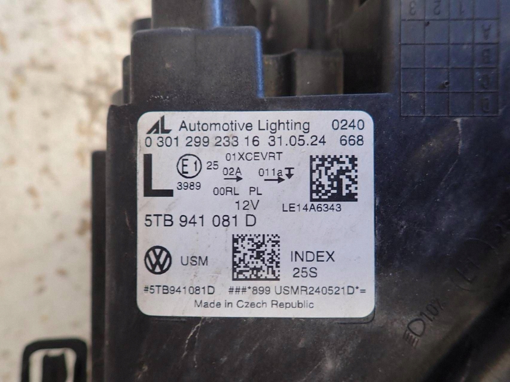 light front front left VW TOURAN 2015- FULL LED 5TB941081D