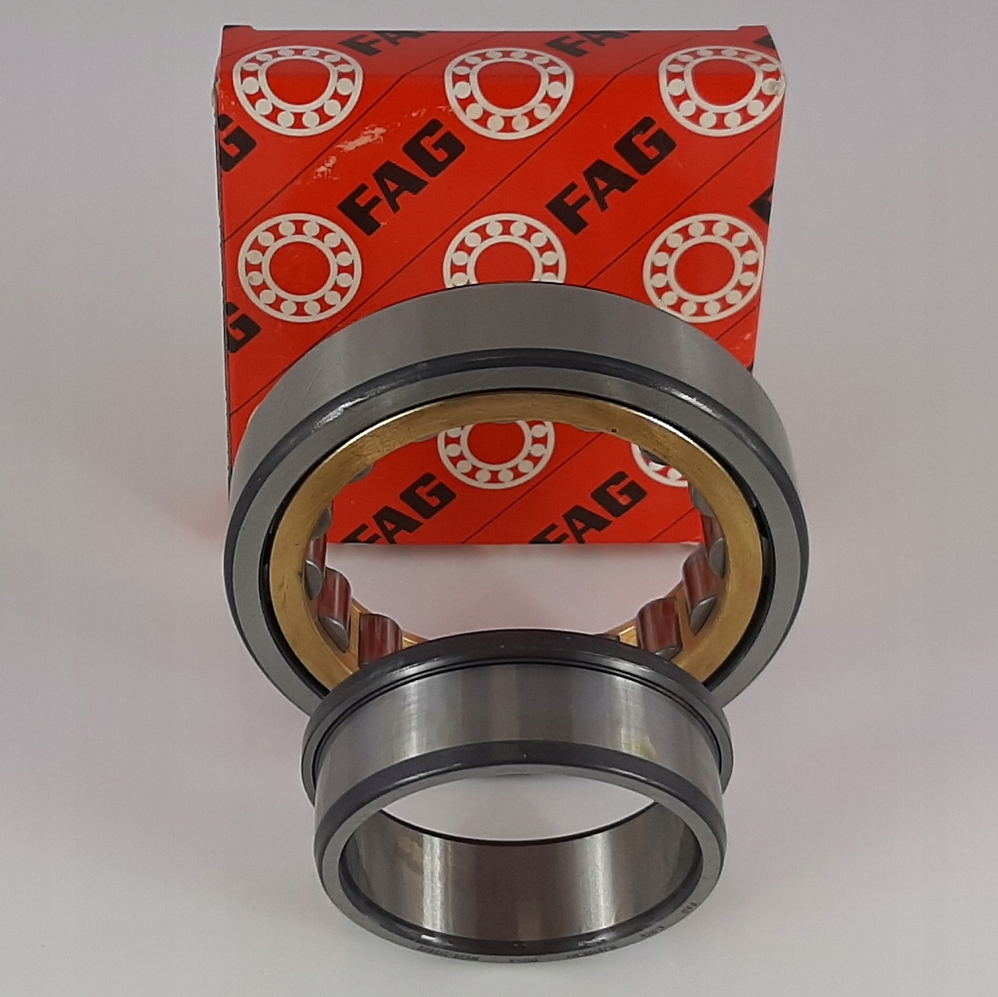 válečkové ložisko NJ308-E-XL-TVP2-C4 Fag 40x90x23