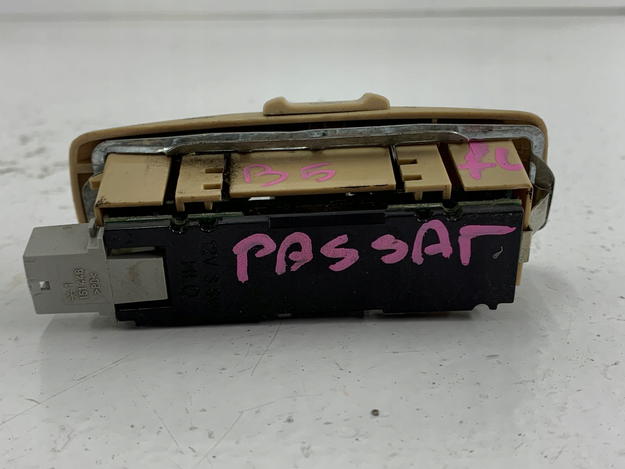VW PASSAT B5 LIFT feu interne éclairage cabine arrière beige